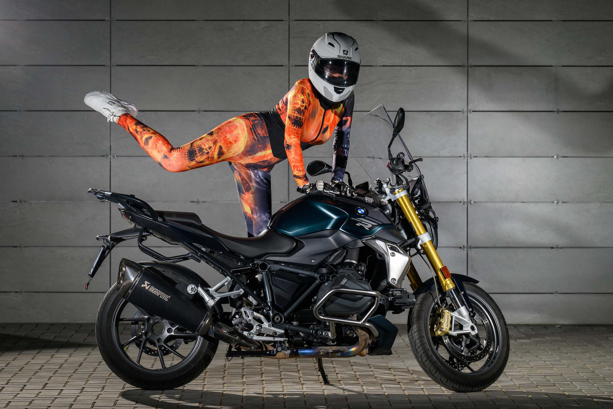 Фотосессии с мотоциклами. Спортивный и женский фотограф и видеограф в Завидово и Конаково Андрей Герасимов