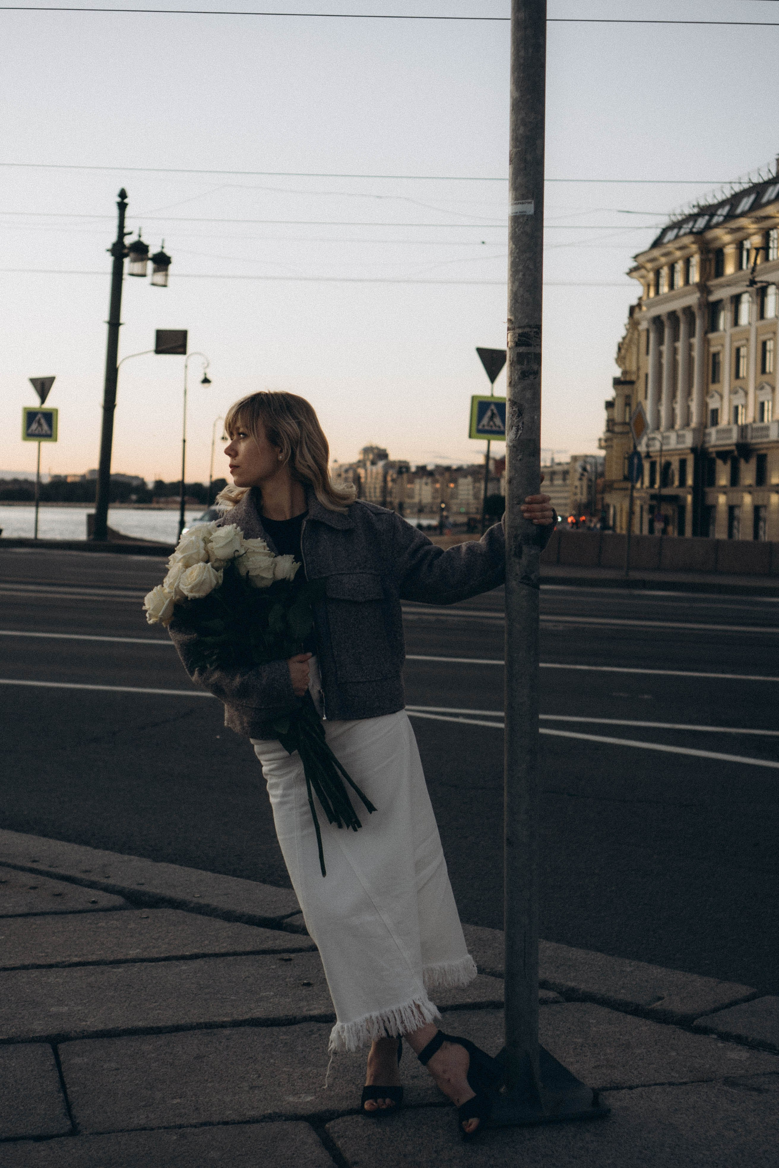 ПРОГУЛКА ПО ГОРОДУ В БЕЛЫЕ НОЧИ (другой вариант). Профессиональный фотограф, Санкт-Петербург — Виктория Богомолова