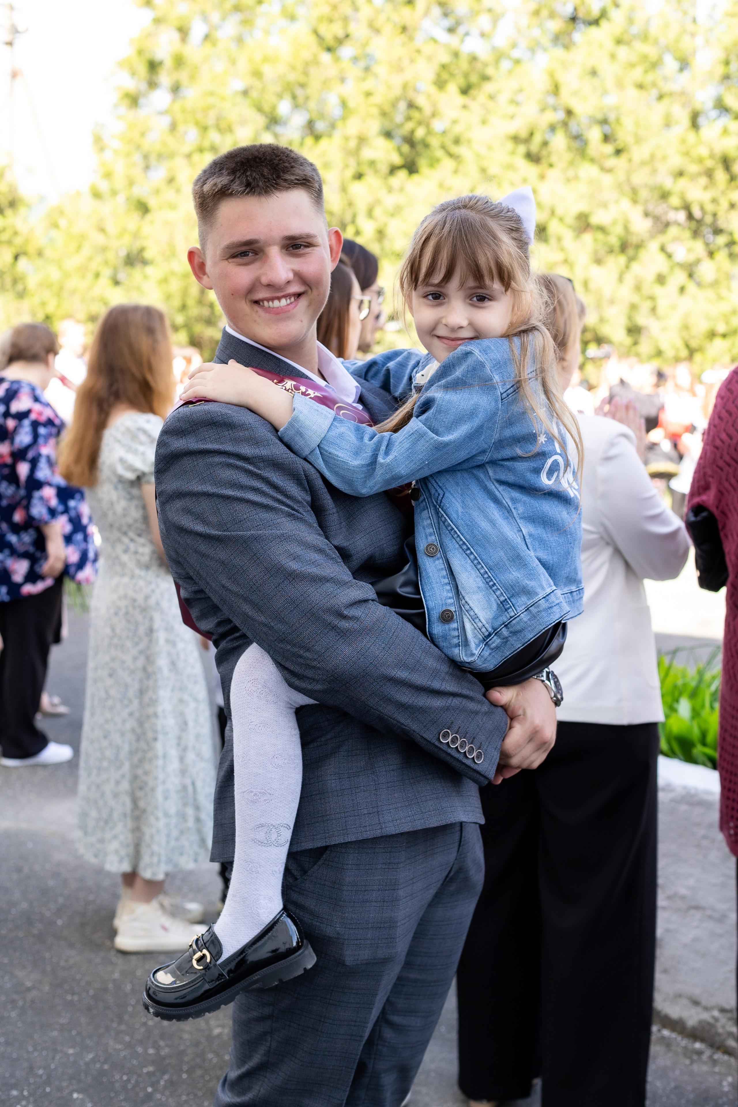 Последний звонок. Выпускные альбомы Майкоп, Краснодар Елена Золотарева