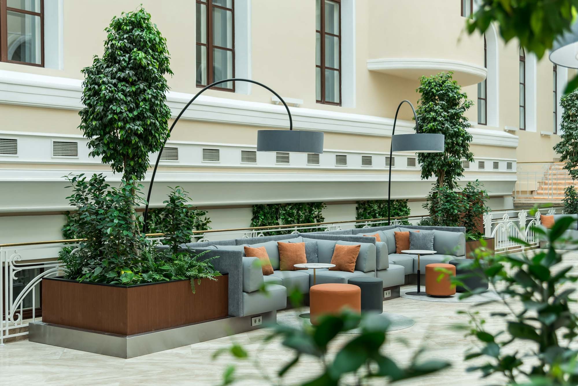 Озеленение бизнес-центра. Интерьерный фотограф в Москве Михаил Дереча