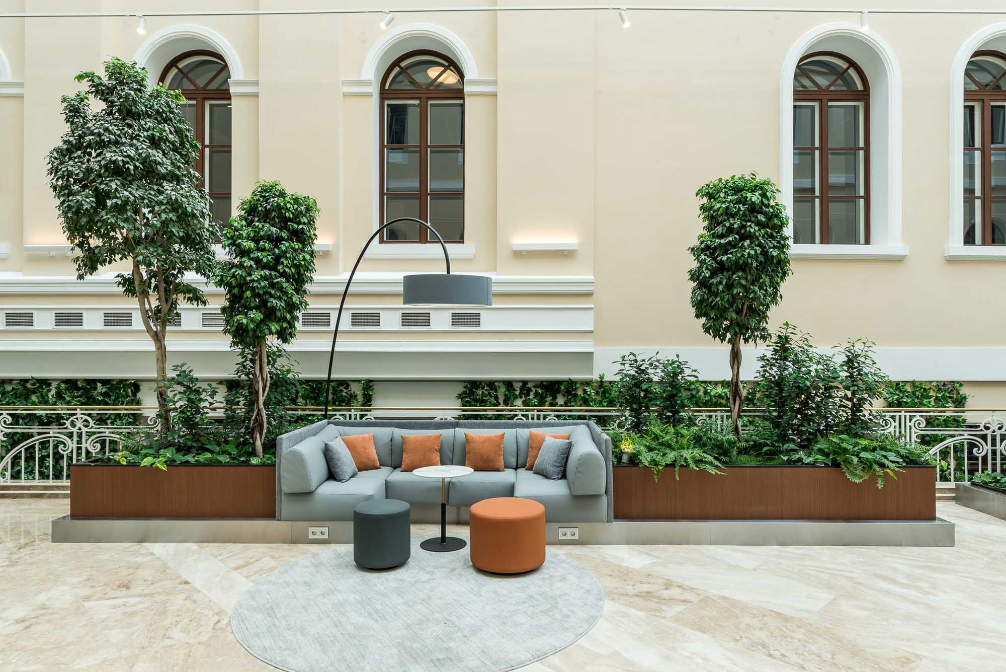 Озеленение бизнес-центра. Интерьерный фотограф в Москве Михаил Дереча