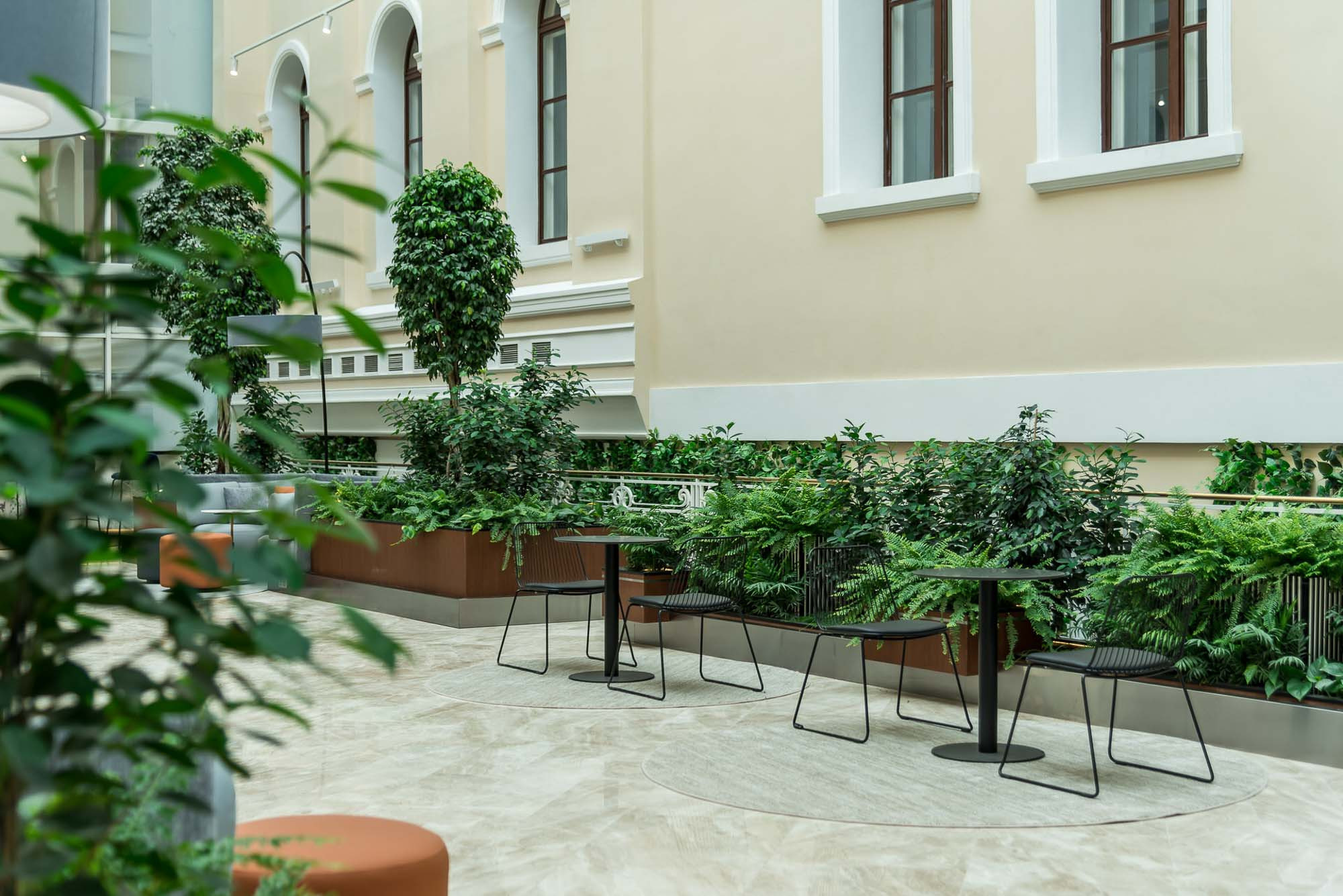 Озеленение бизнес-центра. Интерьерный фотограф в Москве Михаил Дереча