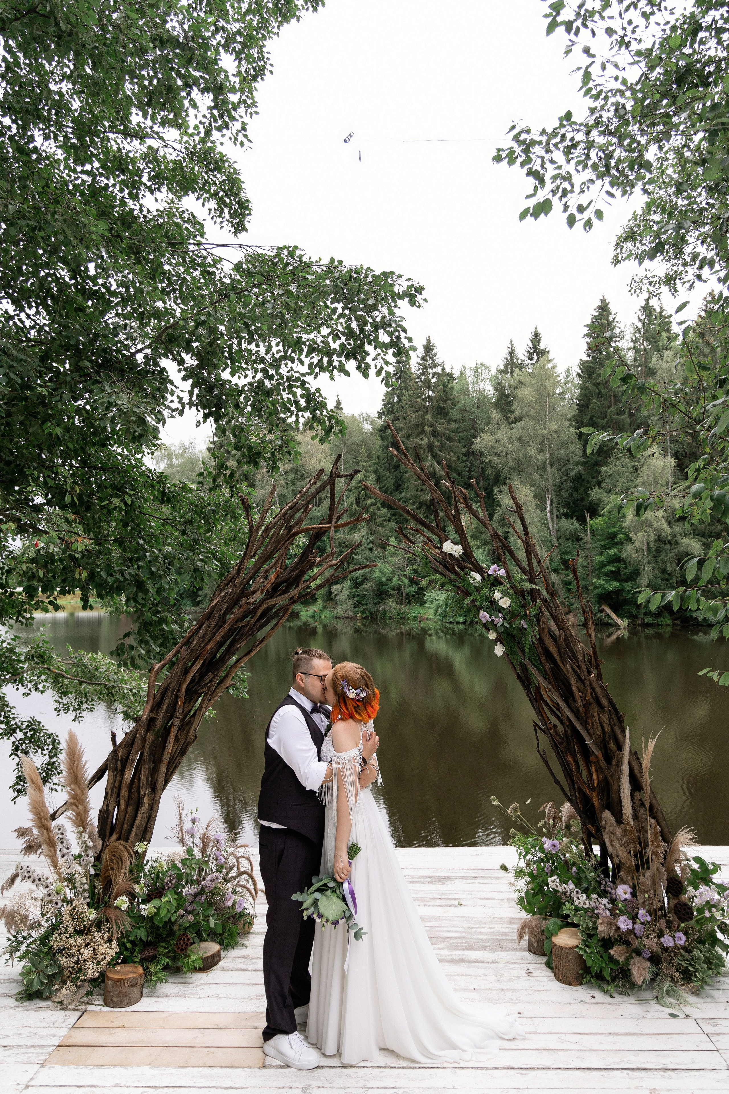 Свадебная церемония у воды. Свадебный фотограф и видеограф в Москве, Виктор Архилюк