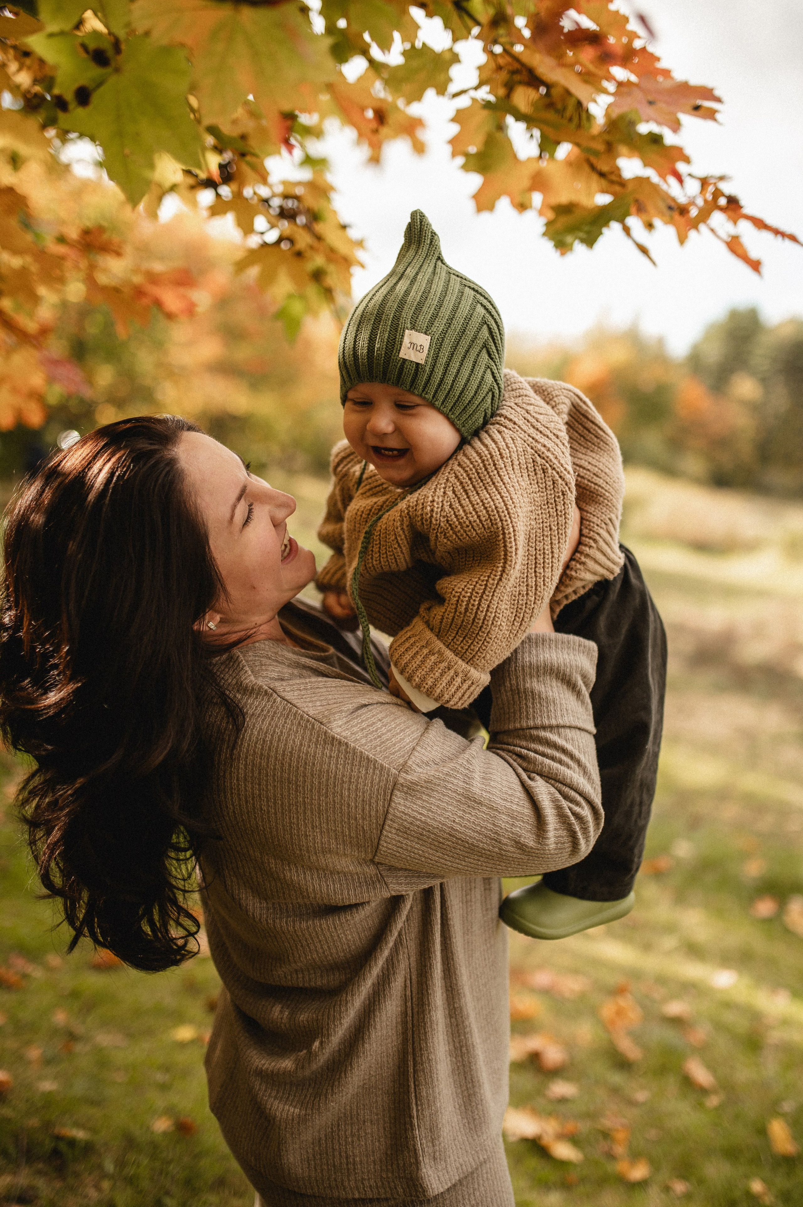 Осенняя фотосессия большой семьи в парке. Семейная фотосессия Бутово Москва фотограф Алина Морщагина