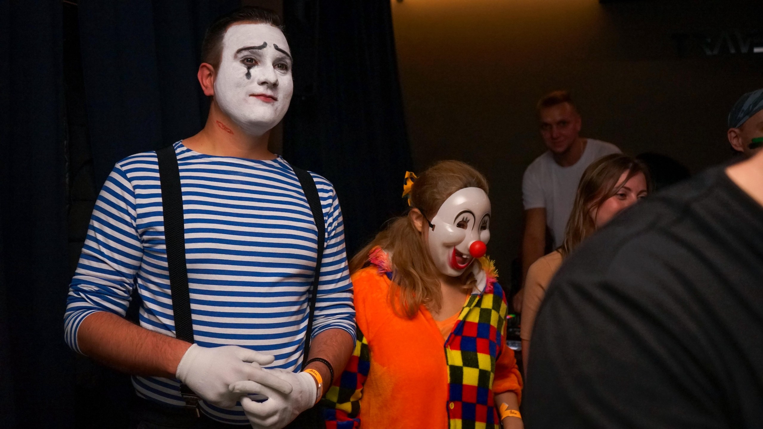 Фандец. Хеллоуиновская клубная вечеринка | 13.11.21. Галерея Фантим