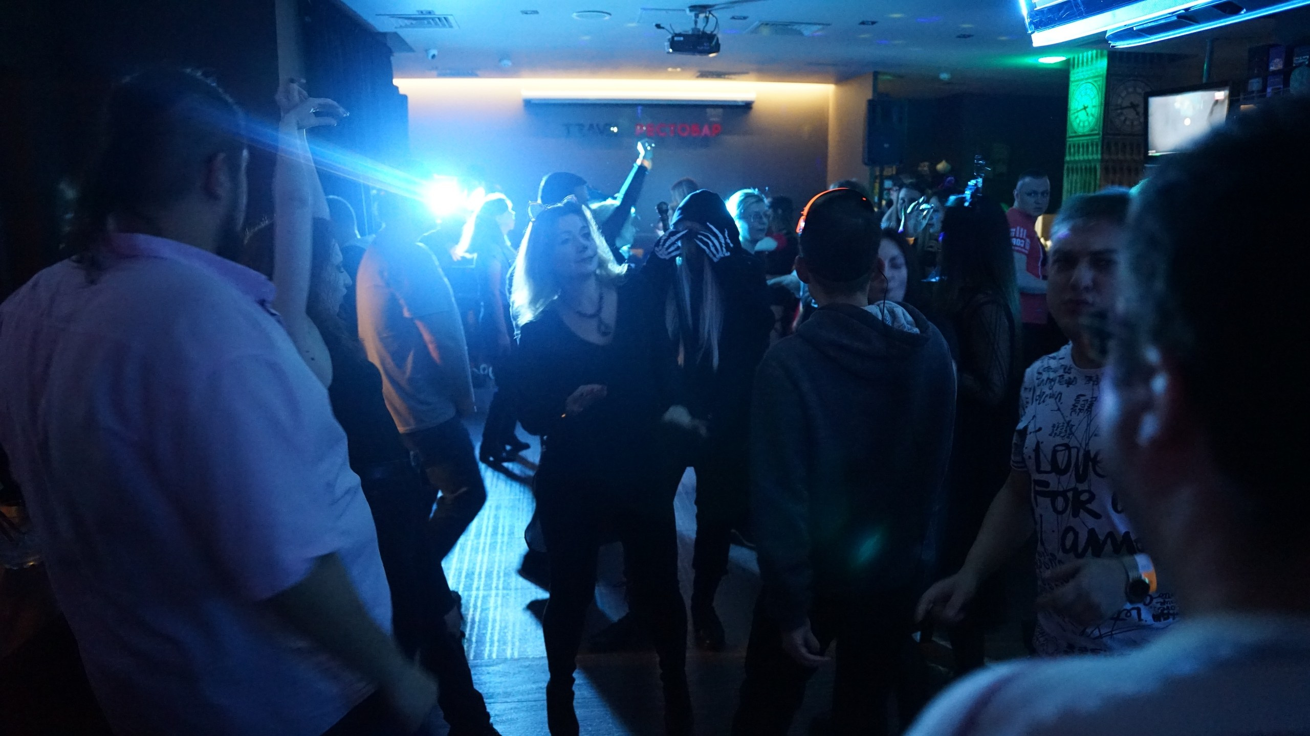 Возвращение зловещих попотрясов. Клубная вечеринка | 28.10.22. Галерея Фантим