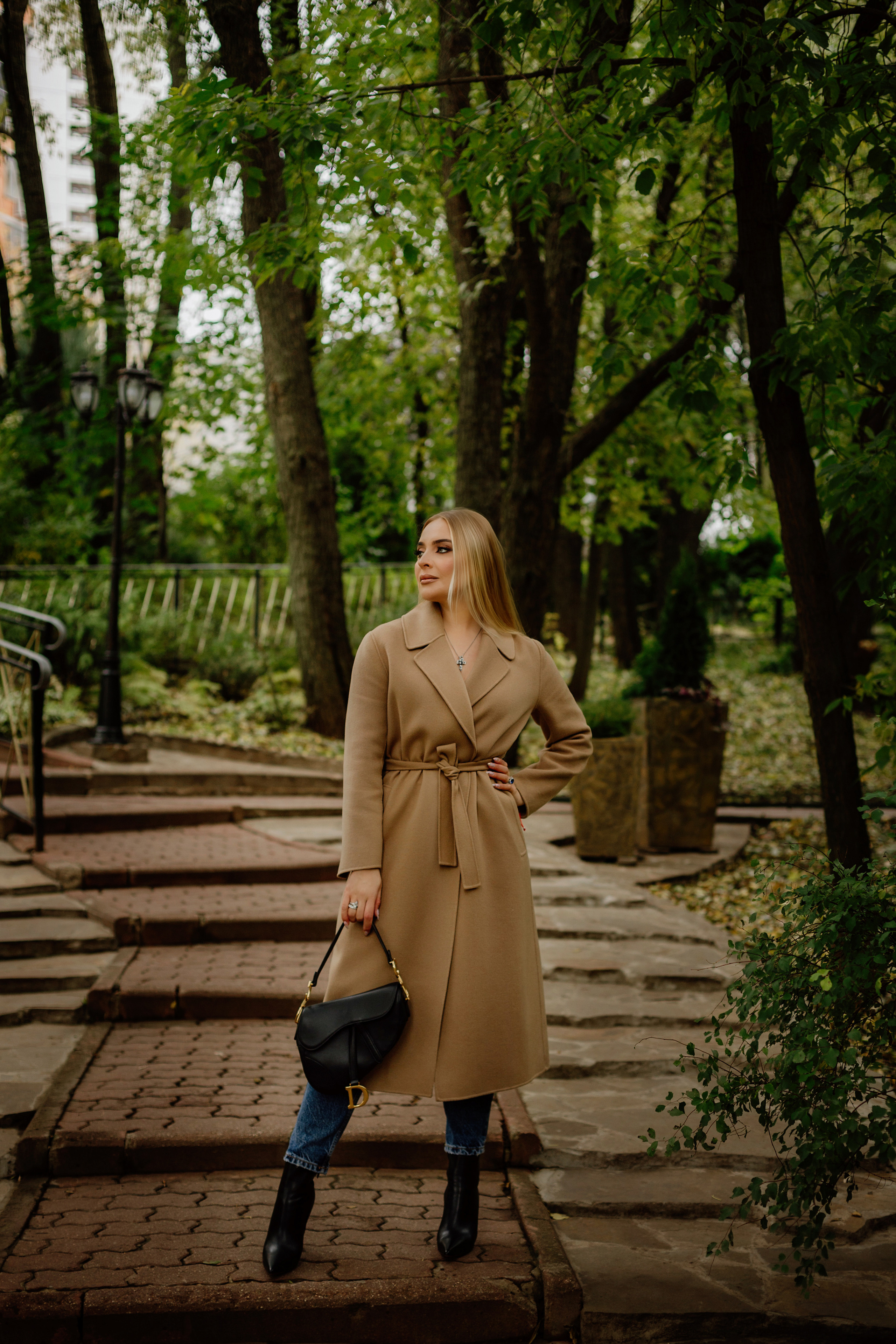 Фотосессия в парке. Деловая и Бизнес съемка в  Москве Инесса Грушко