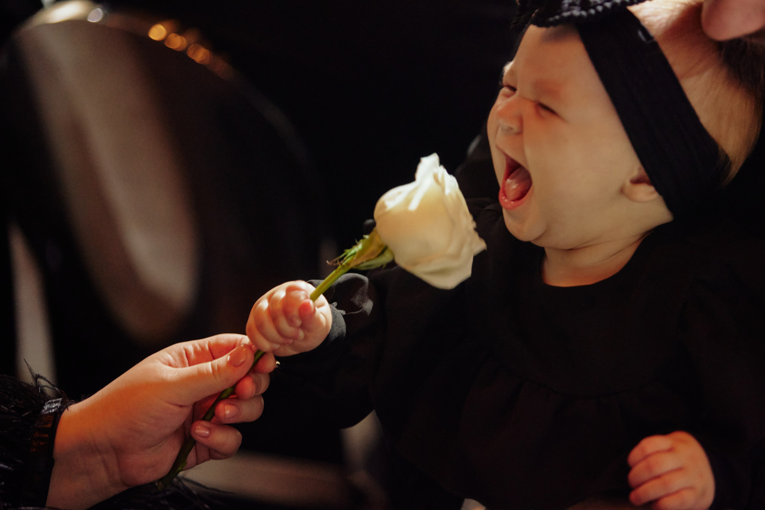 A MIRROR IS ONLY A HEART. Дмитрий Мазуркевич: Профессиональный Репортажный Фотограф