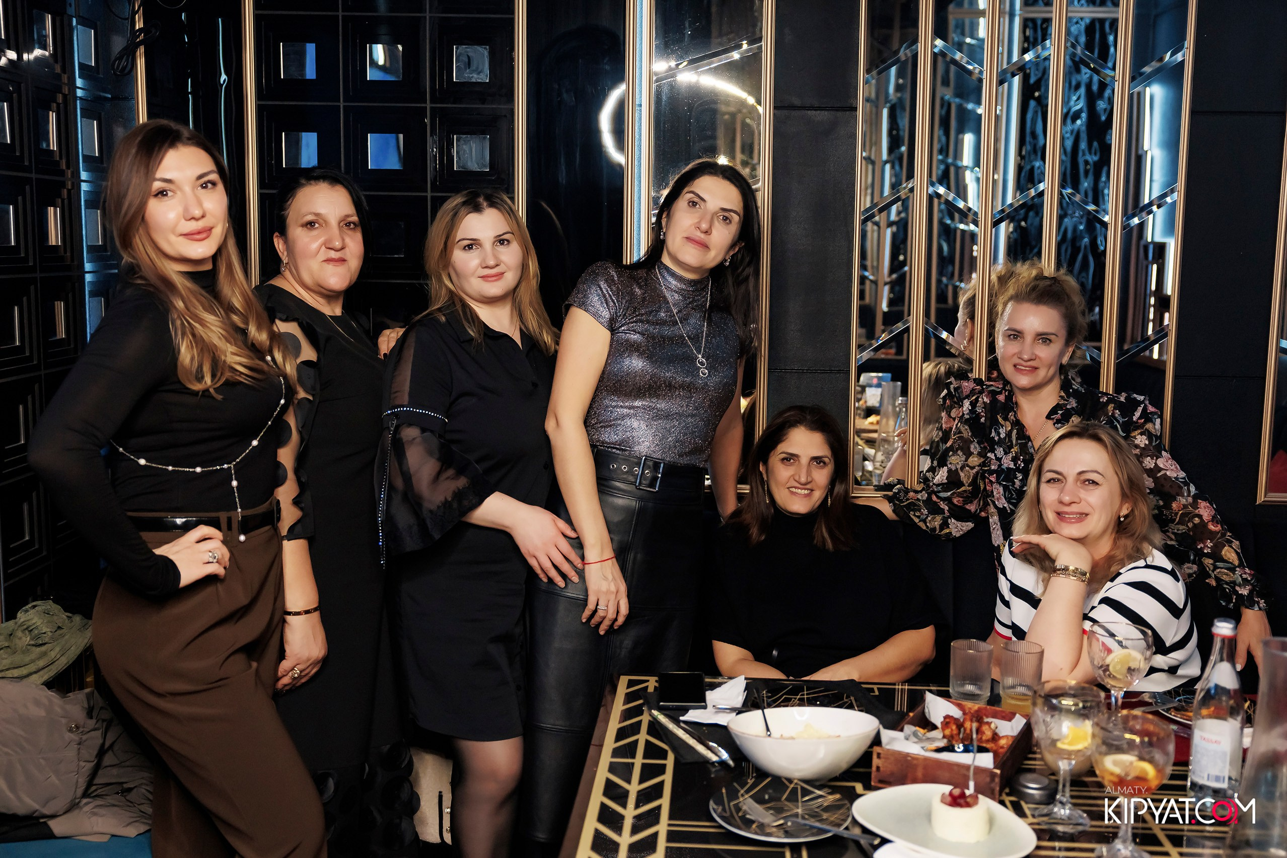 ЗАЯ, НА БИС. КИПЯТКОМ АЛМАТЫ! Фотосъемка мероприятий в Алматы