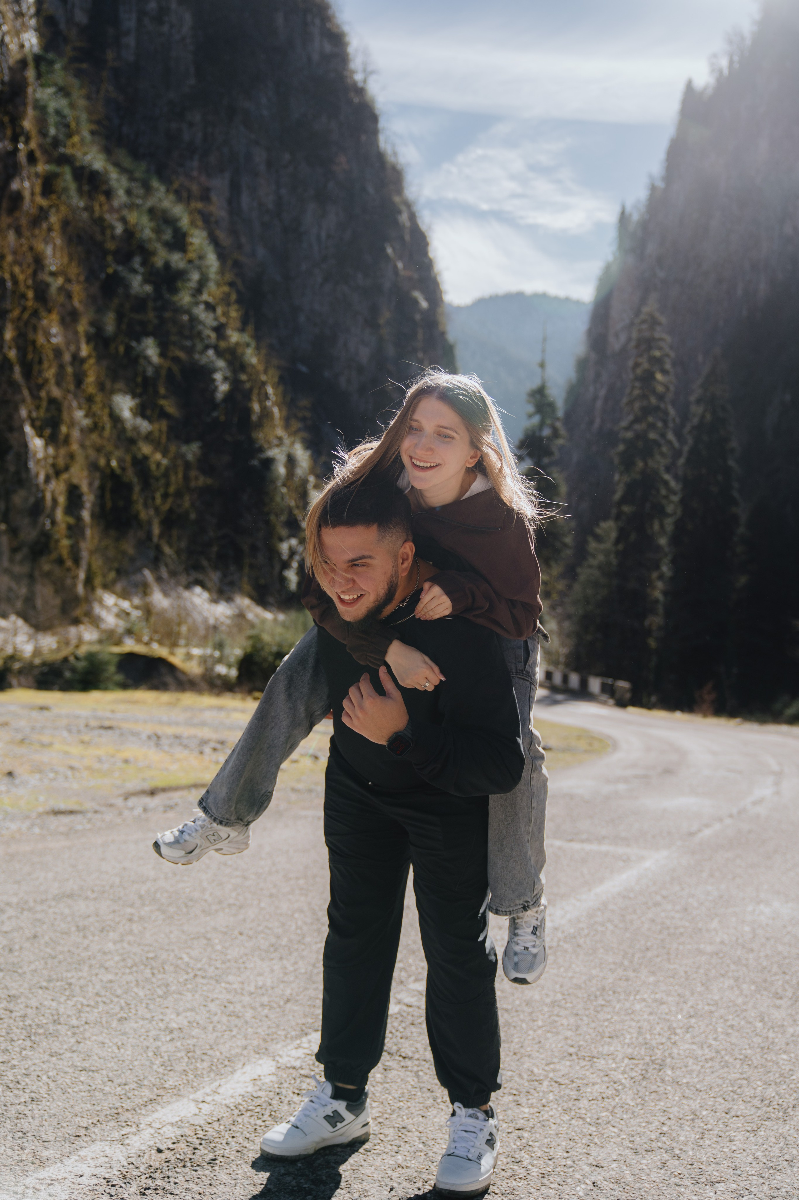 Александра и Иван — Фототур в Абхазию. Свадебный фотограф в Сочи и Адлере — Фотосессии на море и в горах | Виктор Рогулев