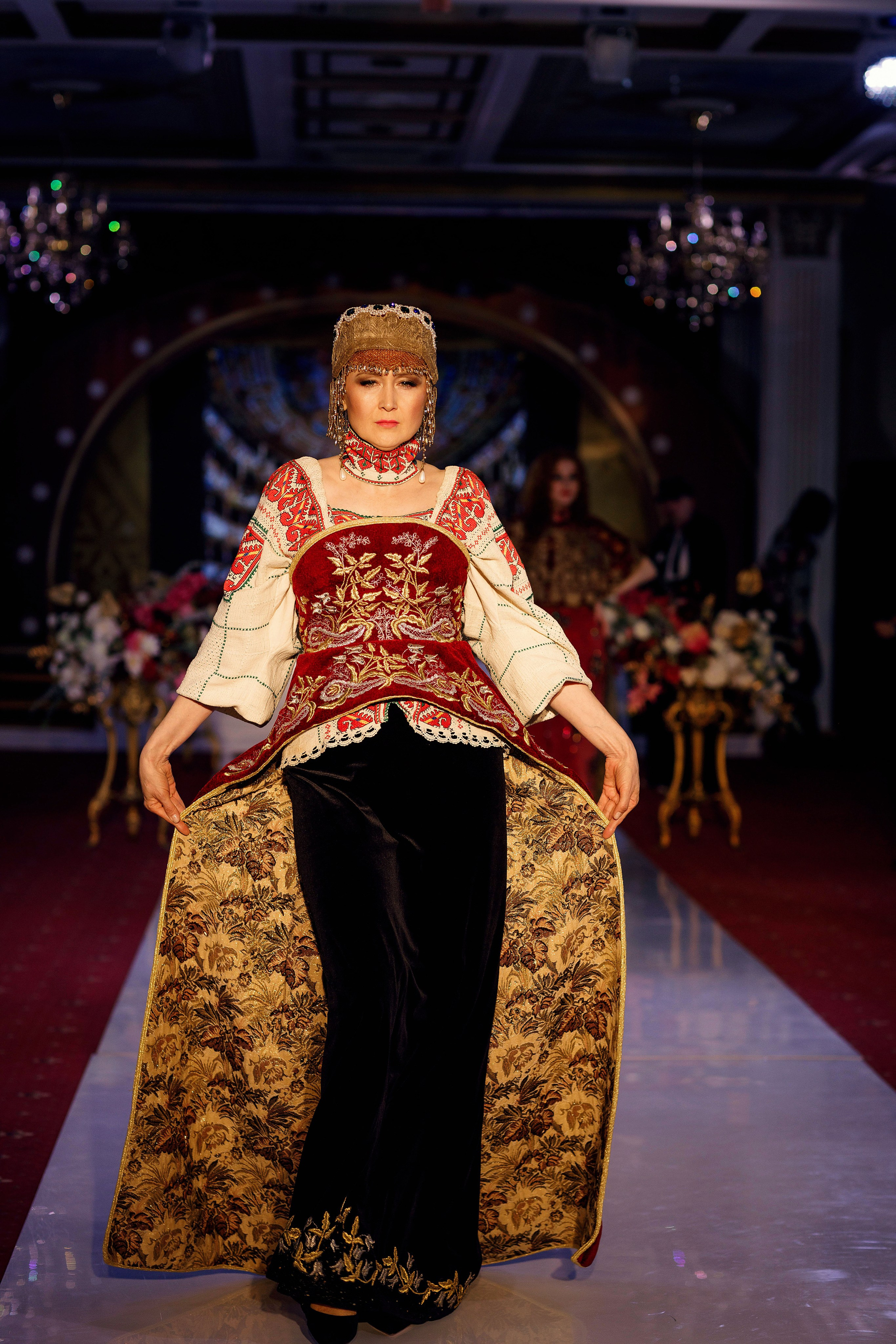 Показ коллекции Игоря Дадиани — 2023.04.01. Портретный и репортажный фотограф в Чебоксарах Андриян Чаркин