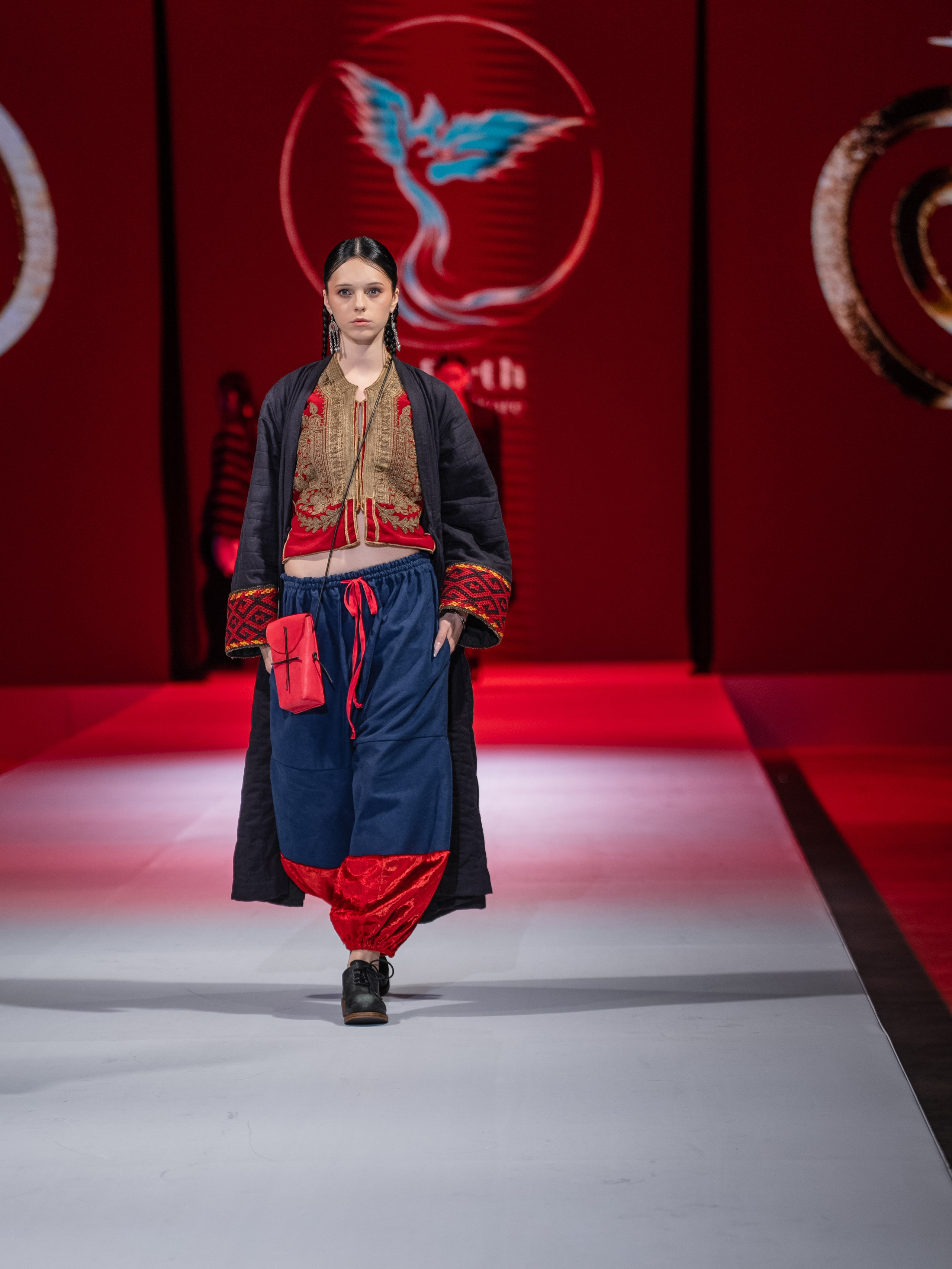 EURASIAN FASHION WEEK Reberth. Сайт Алматинского НЮ АРТ, будуар и фэшн фотографа Дениса Карпенко