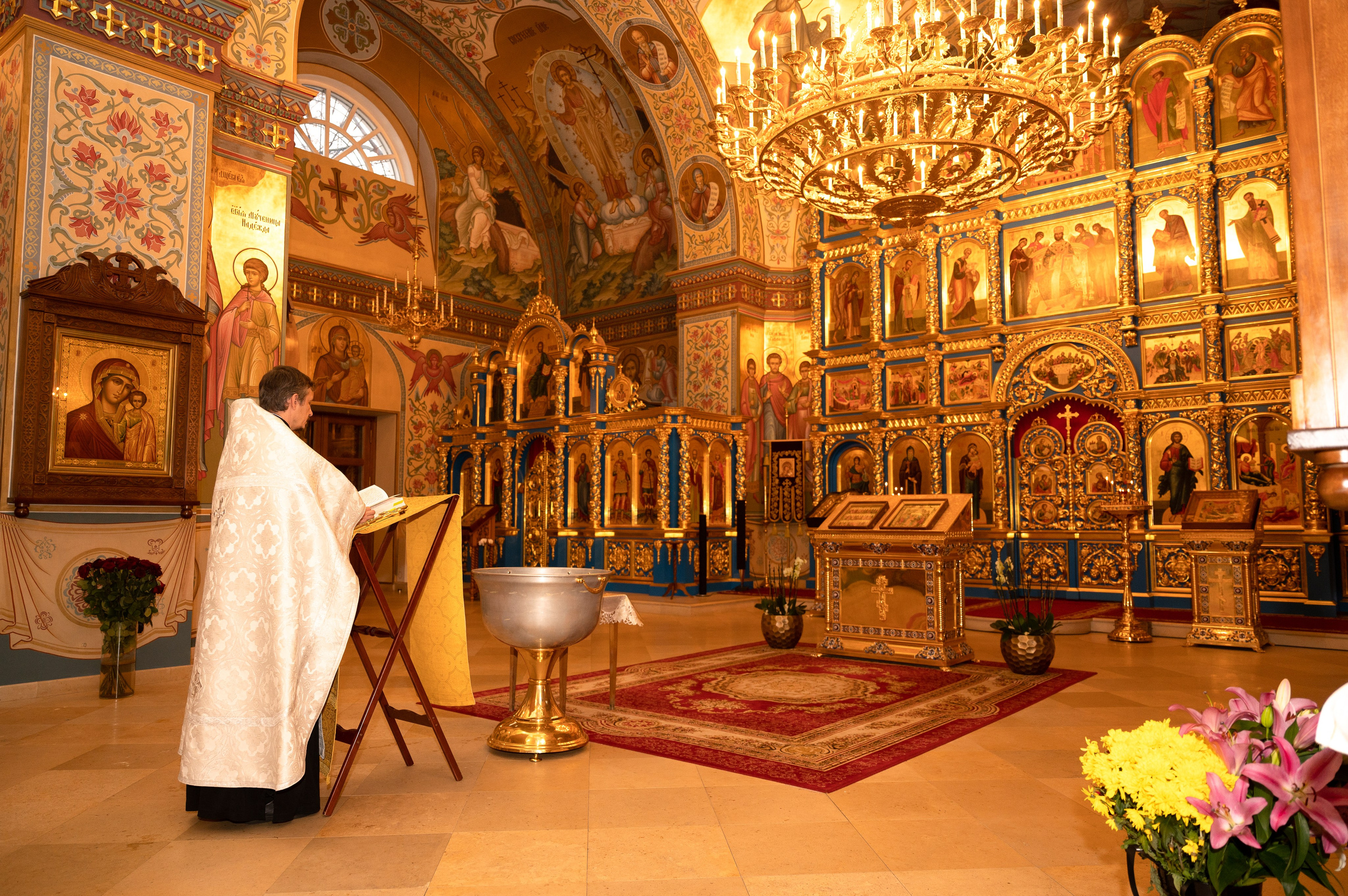 Таинство крещения. Свадебный видеограф в Москве Никонова Анна