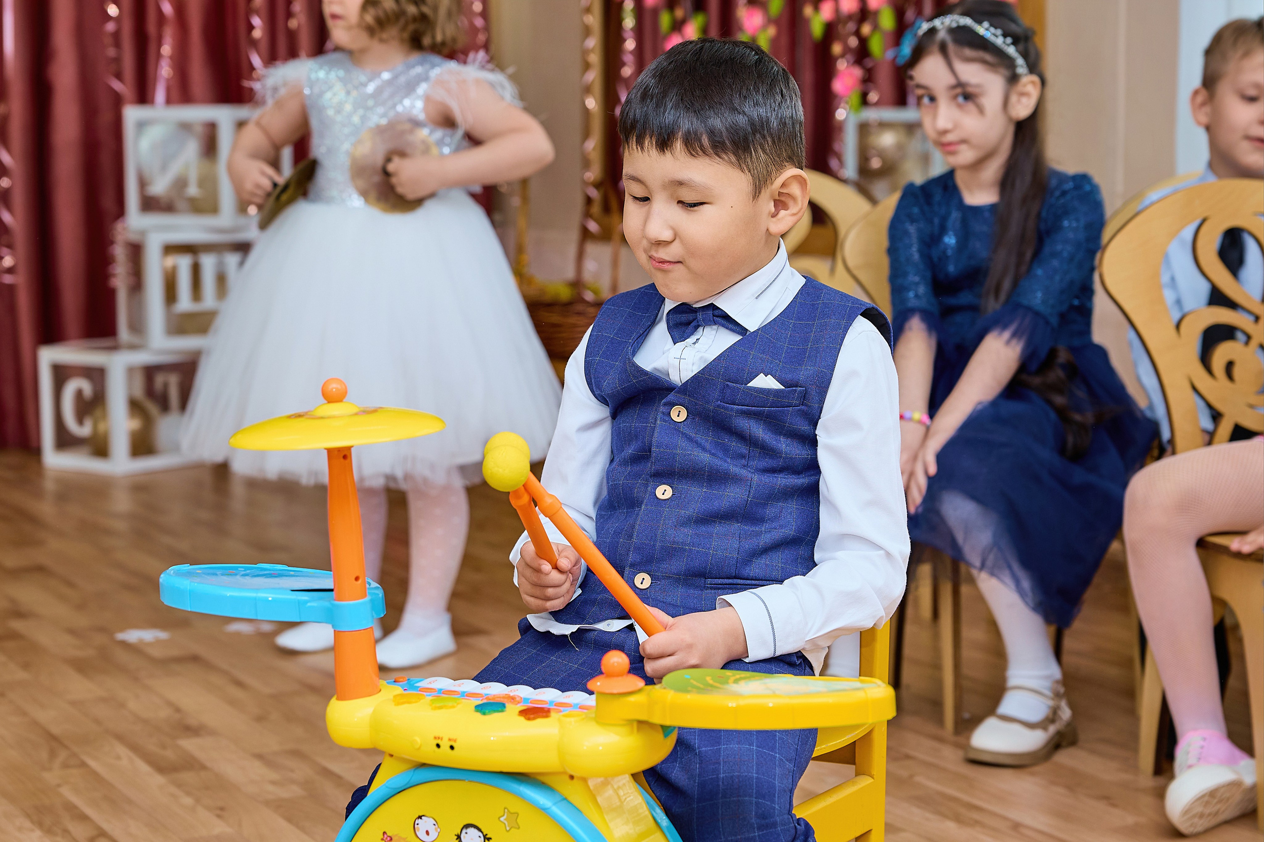 Фотосъёмка выпускного утренника в детском саду. Выпускные альбомы в Москве фотограф Алина Пащук