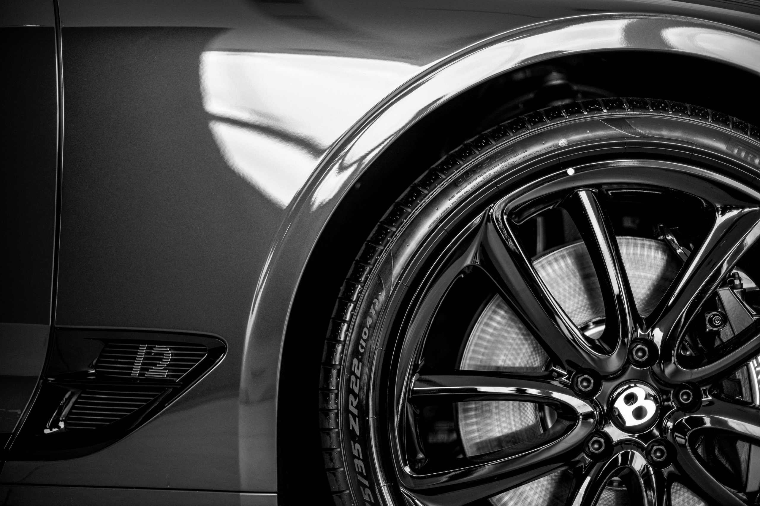 14.06.20 bentley. Руслан Плахтеев