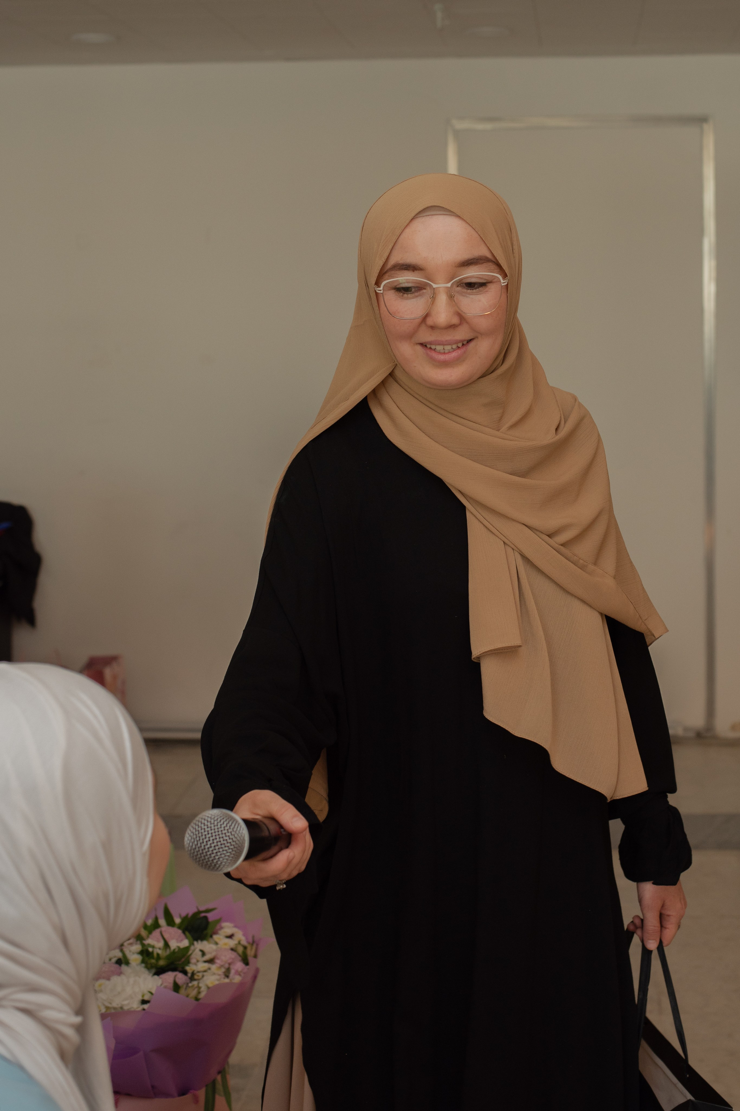 Выпускной в Евразийской женской гуманитарной академии. Лина Курочка — ваш фотограф