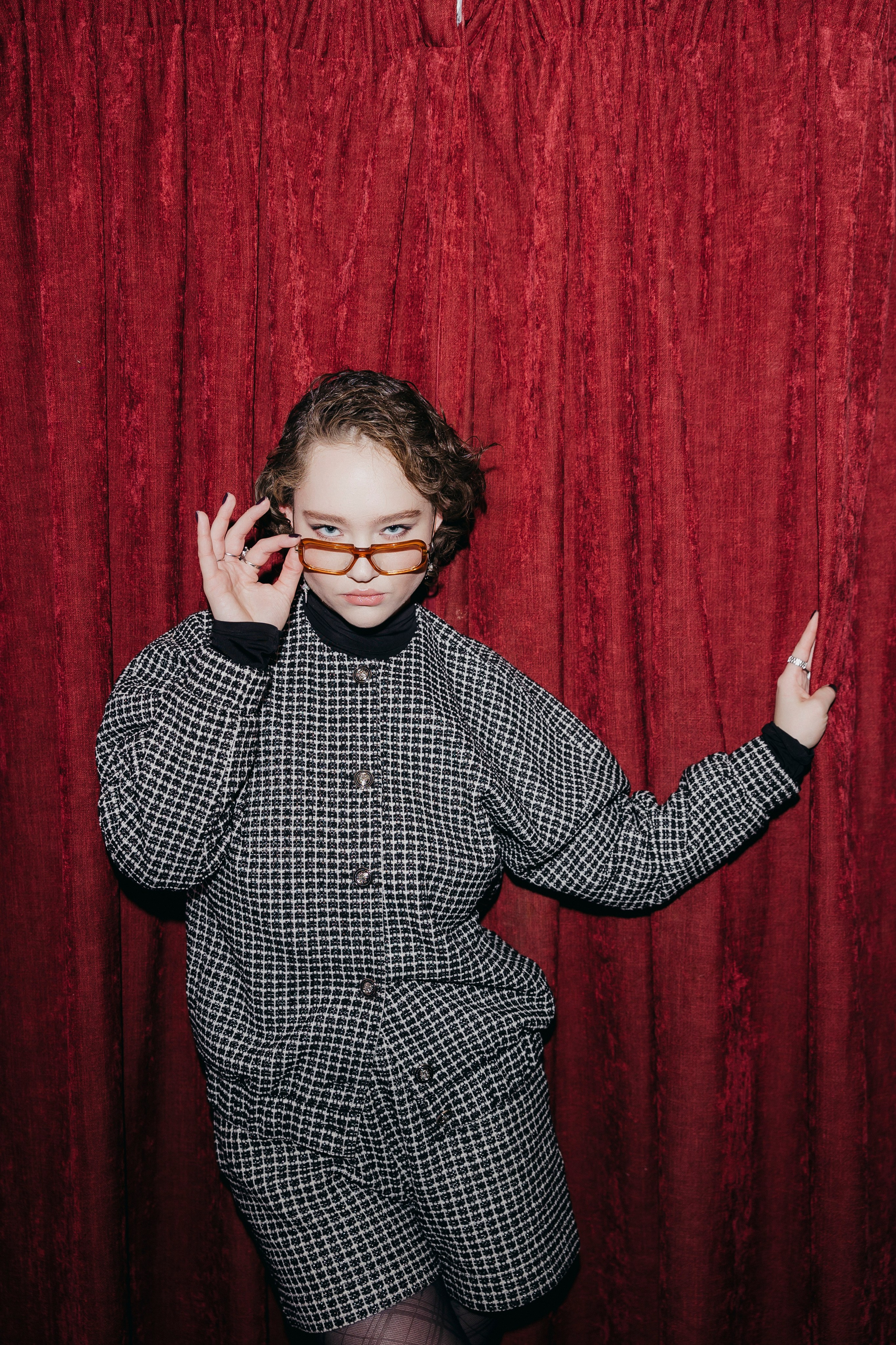 Лина Дембикова & the VOICE Shopping, Rocky2. «Птичка на проводе»: информационный портал в Москве