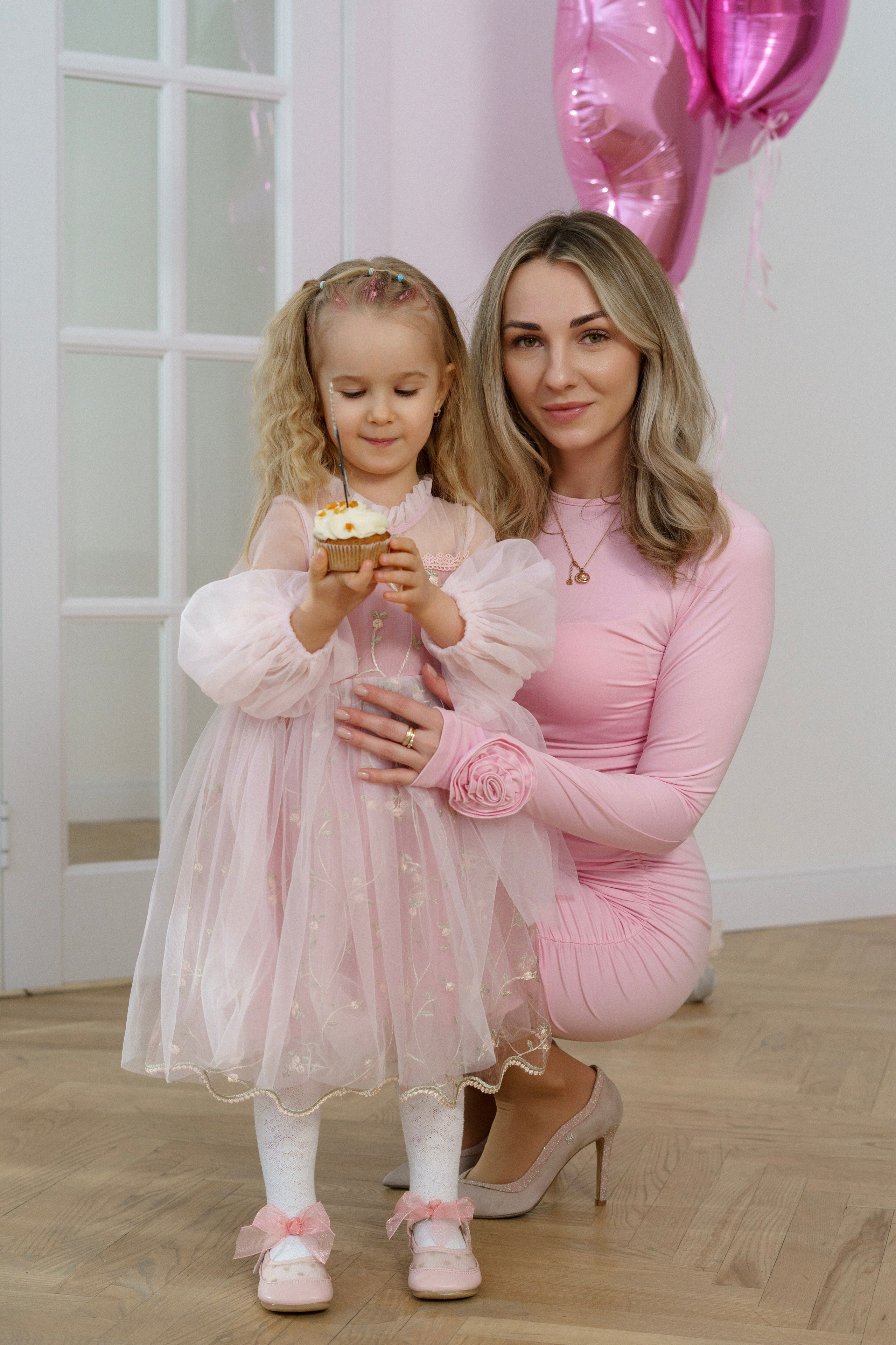 Вика и Алиса. Главная