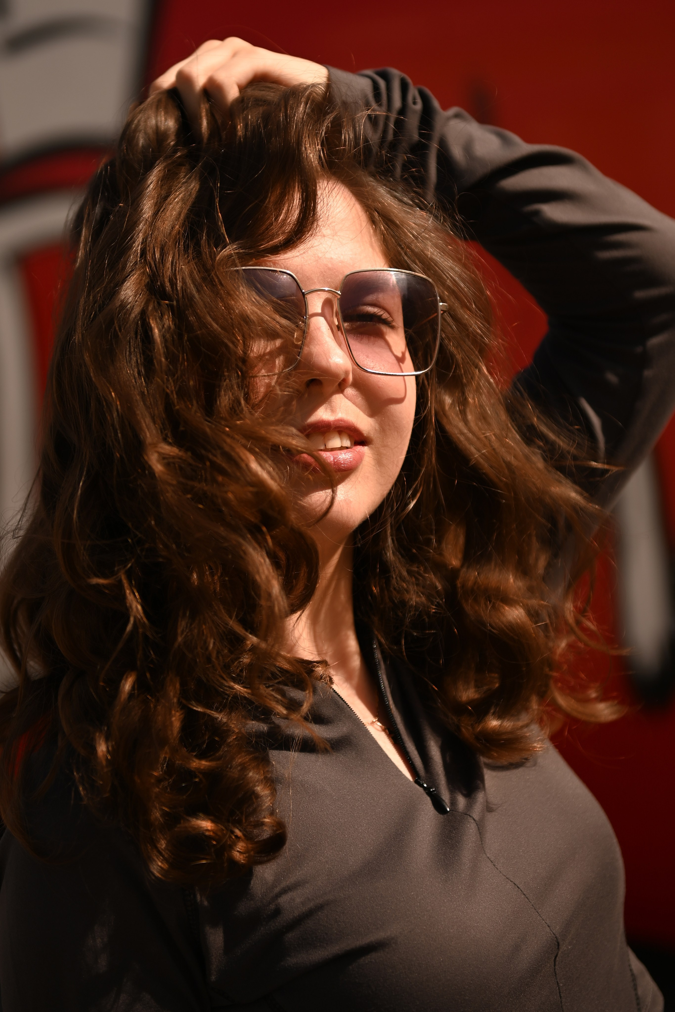 Индивидуальная прогулочная в городе. Свадебный, семейный, детский, контент фотограф в Омске Максим Ильин