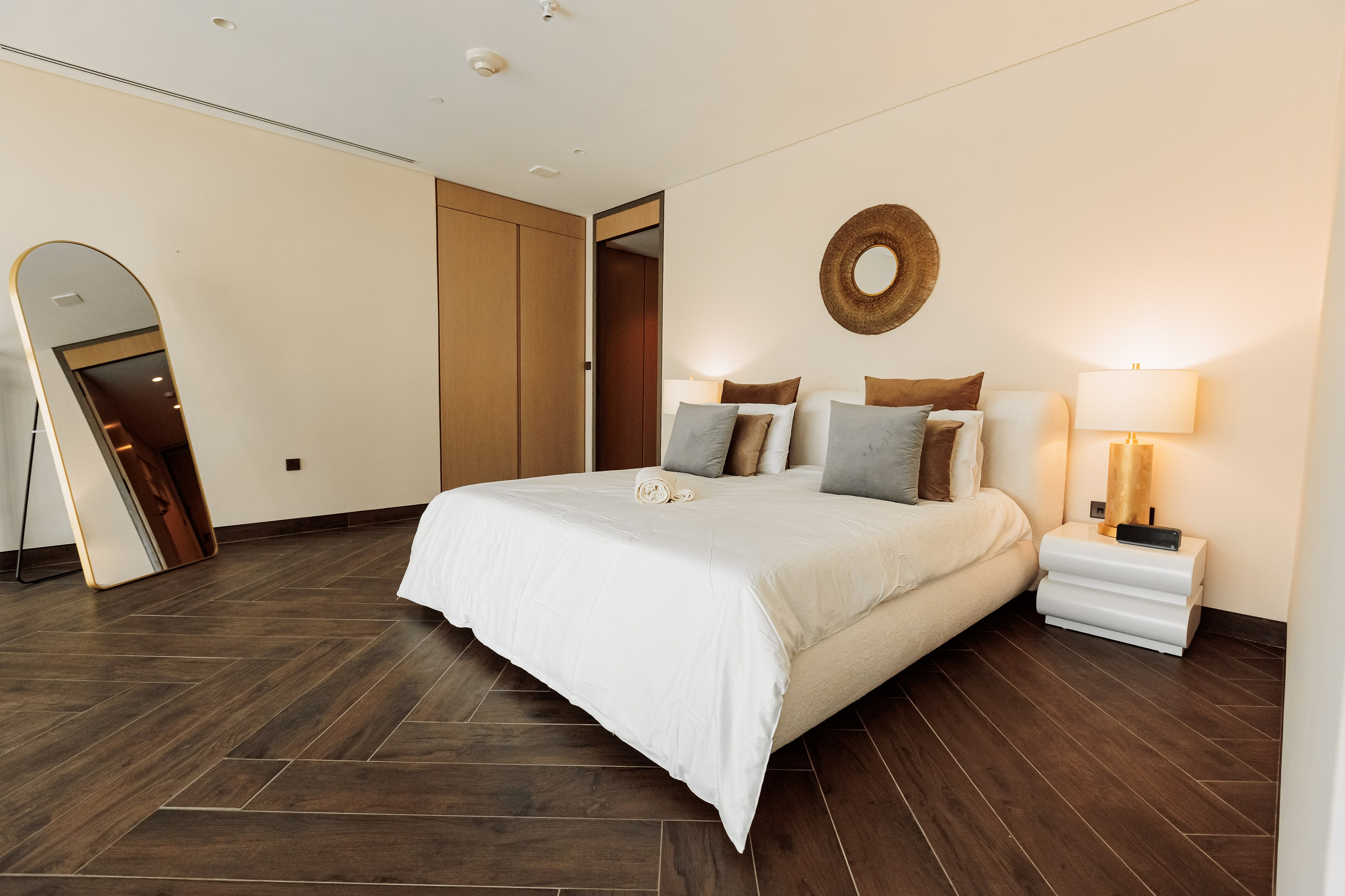 Restaurant Interior Photography in Dubai — Premium Content for F&B. Evgen Yatsenko — Photographer in Dubai