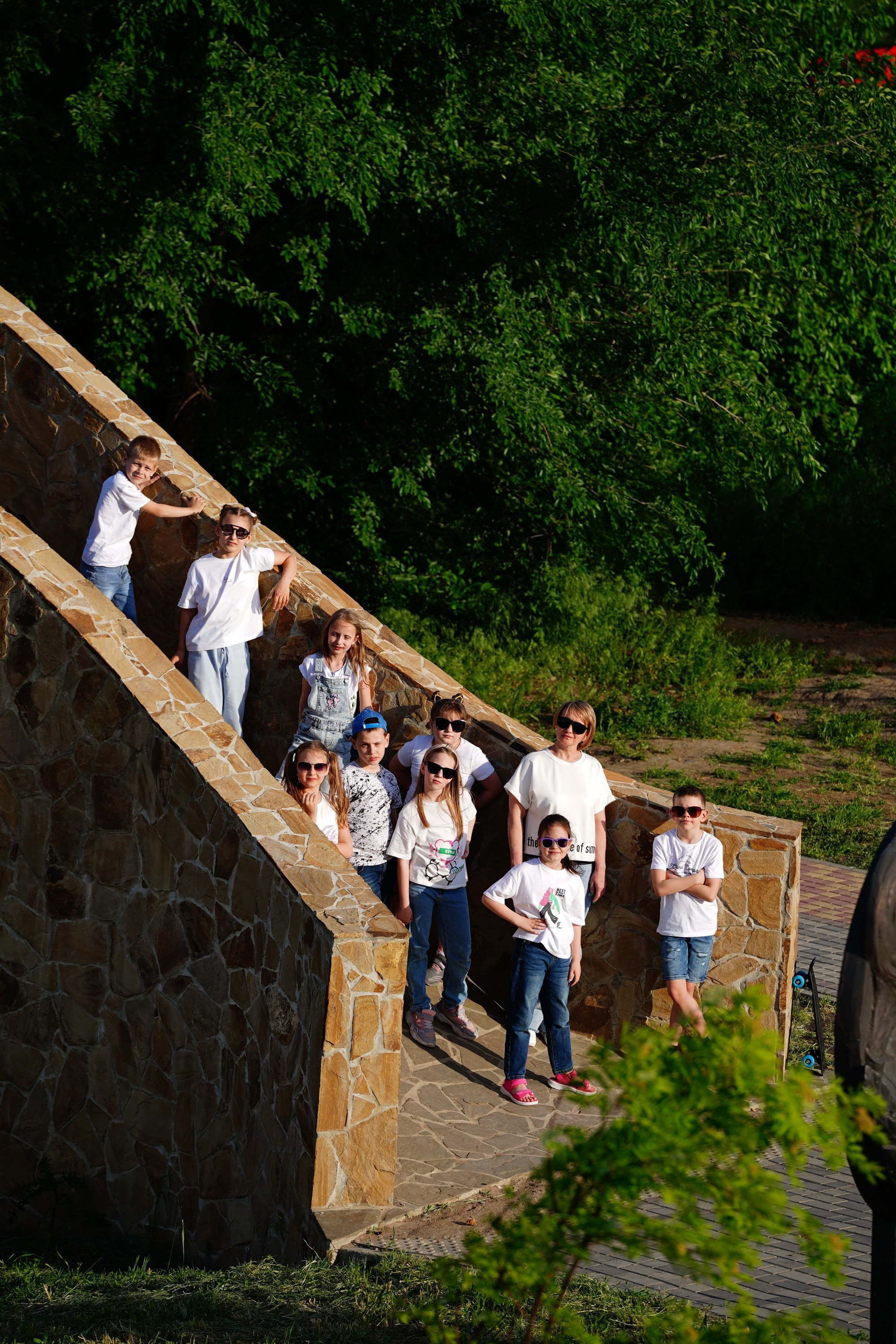 Фотосессия с классом 75 шк 2023. MEMENTO.Выпускные альбомы, школьные, юбилейные и другие книги. Ростов-на-Дону