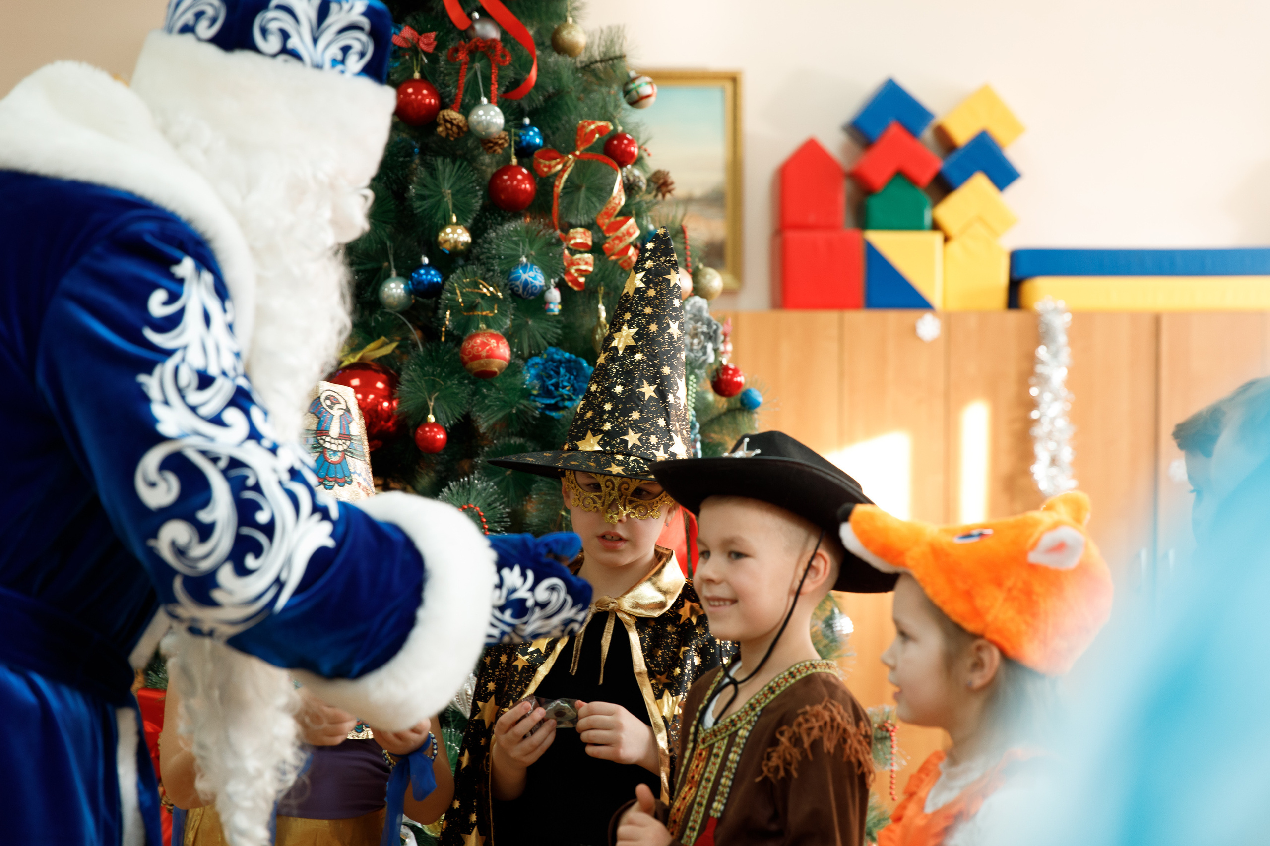 Школа «Кристалл» | Новогодняя программа. Свадебный, семейный и школьный фотограф в Сызрани Максим Баталов