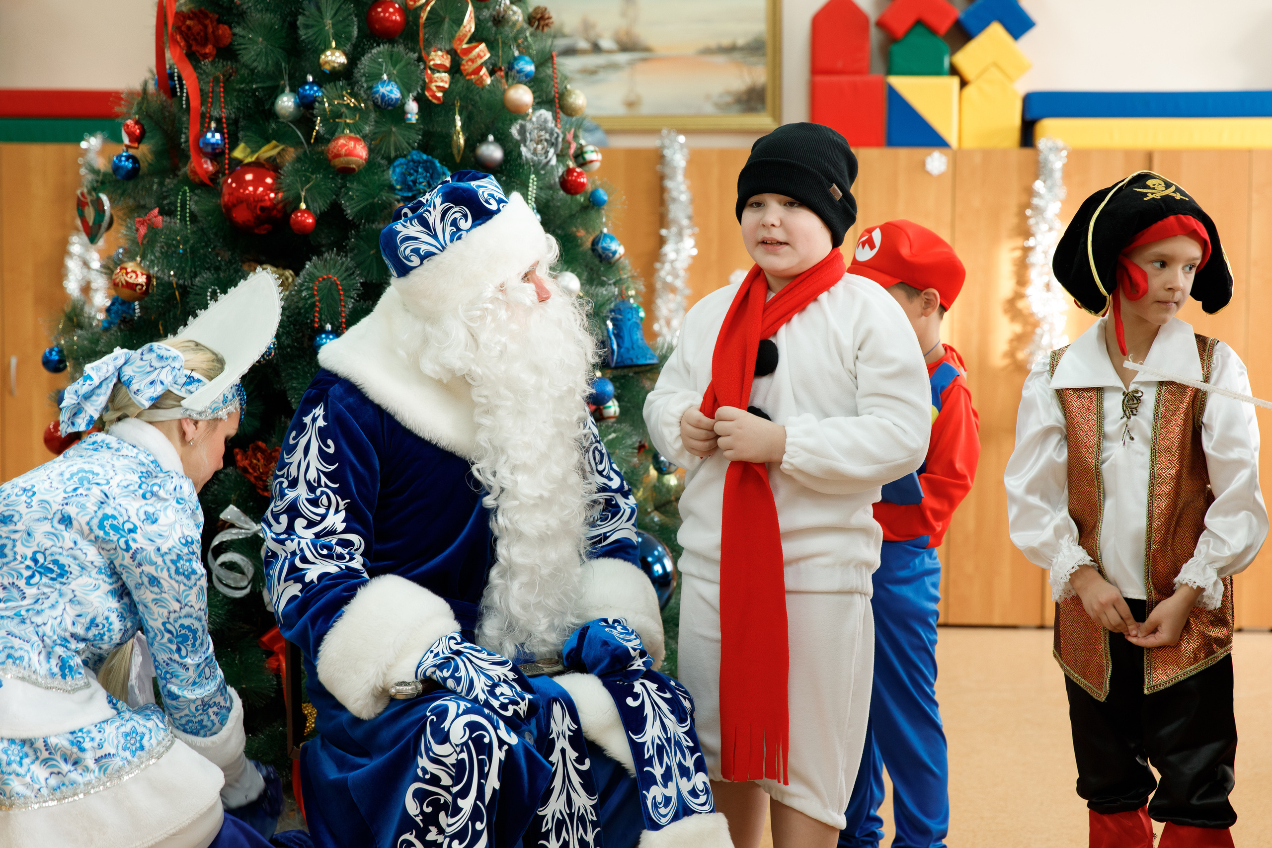Школа «Кристалл» | Новогодняя программа. Свадебный, семейный и школьный фотограф в Сызрани Максим Баталов