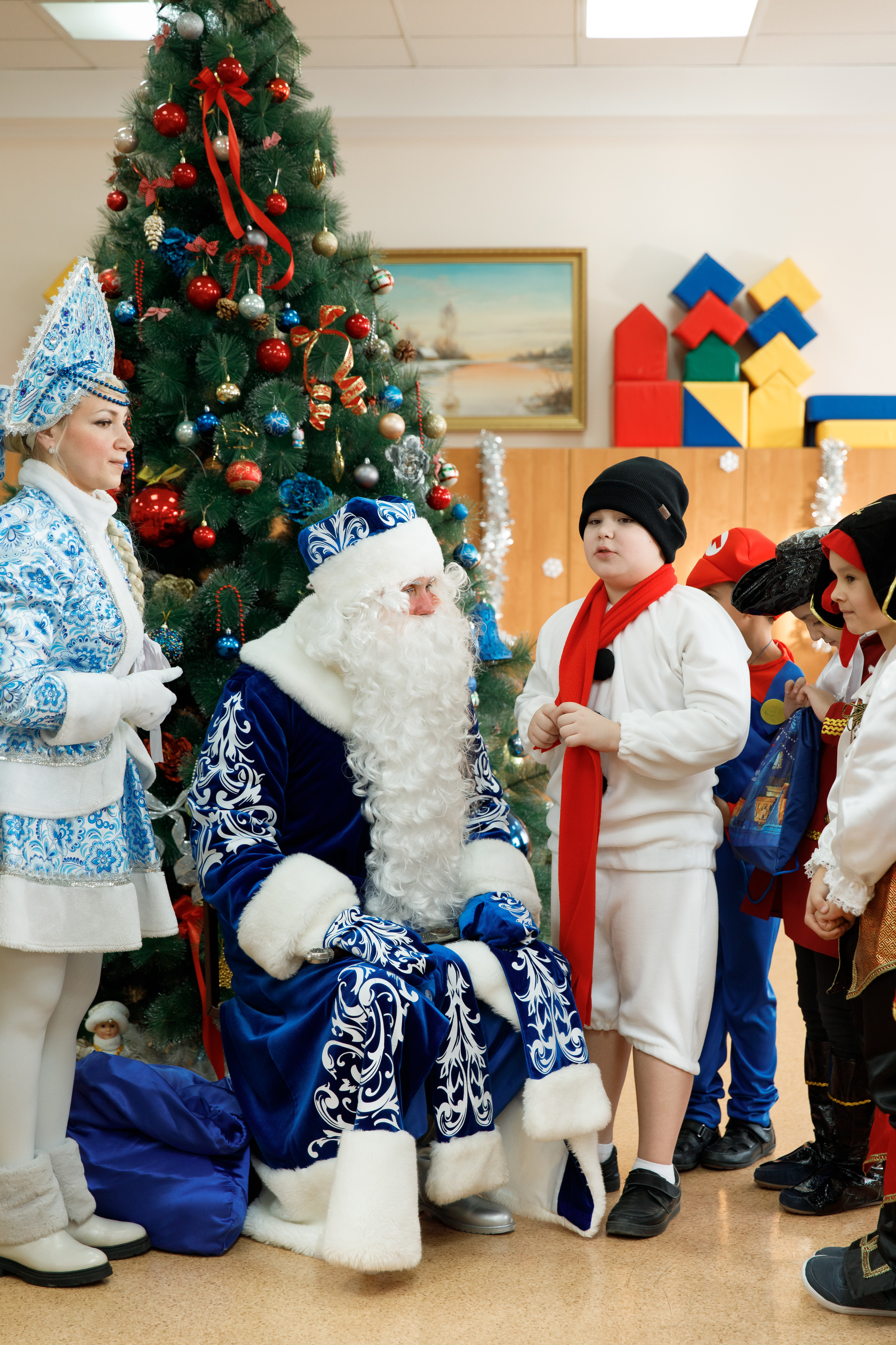 Школа «Кристалл» | Новогодняя программа. Свадебный, семейный и школьный фотограф в Сызрани Максим Баталов