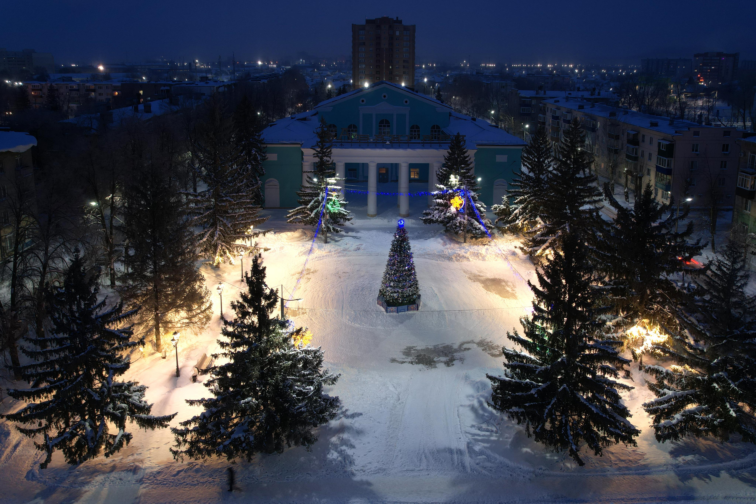 ДК «Авангард» | Ёлочка. Свадебный, семейный и школьный фотограф в Сызрани Максим Баталов