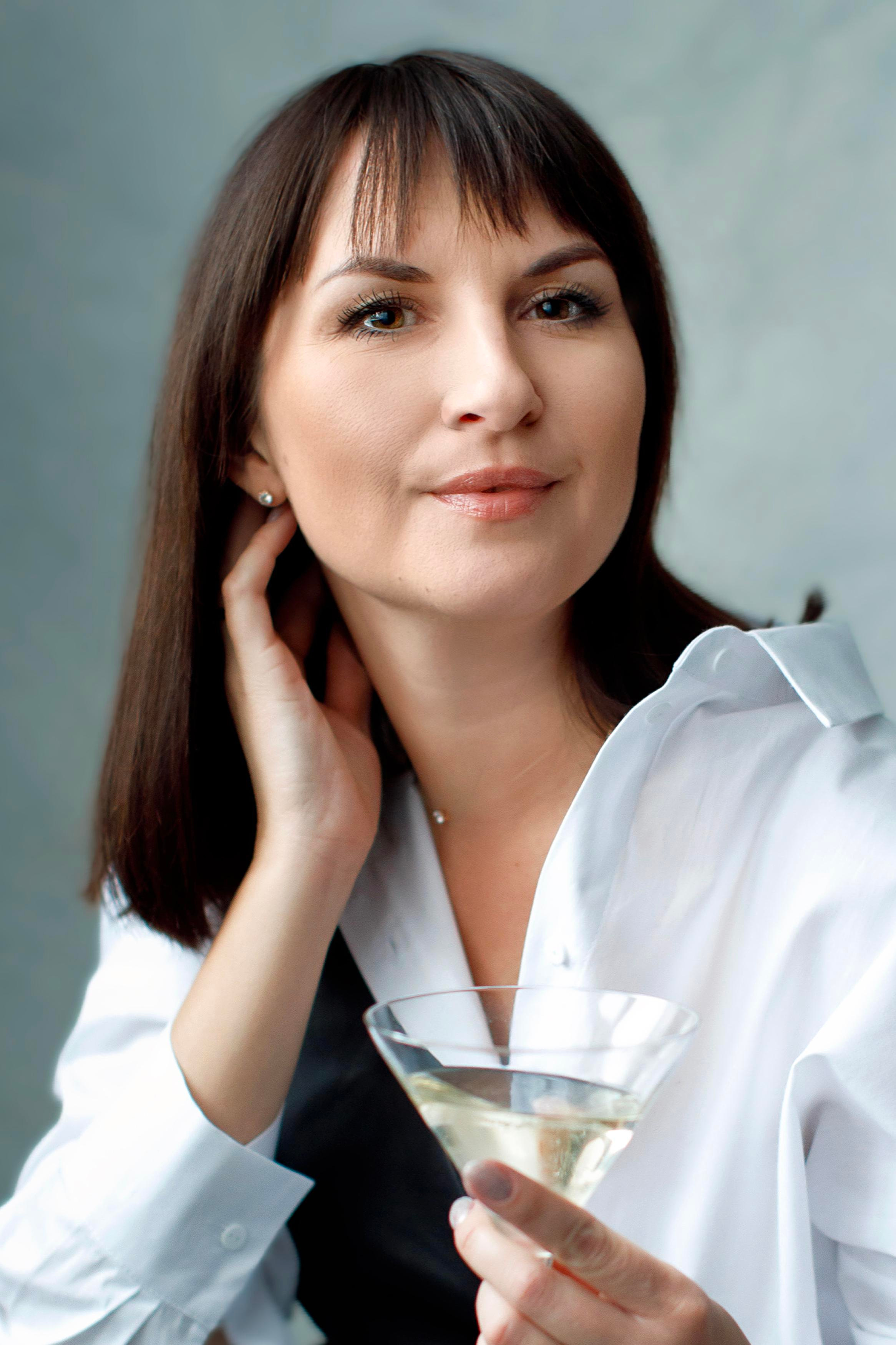 Nifertiti. Свадебный, семейный и школьный фотограф в Сызрани Максим Баталов