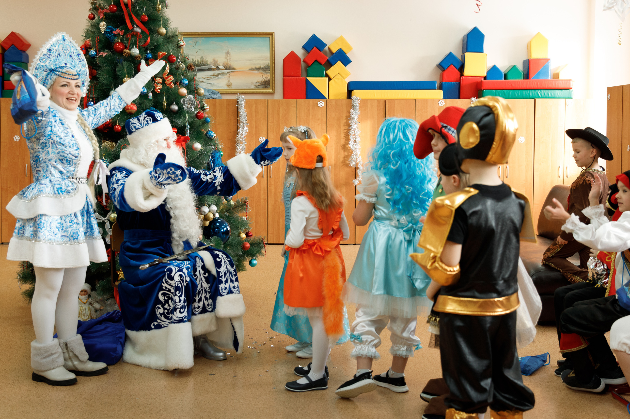 Школа «Кристалл» | Новогодняя программа. Свадебный, семейный и школьный фотограф в Сызрани Максим Баталов