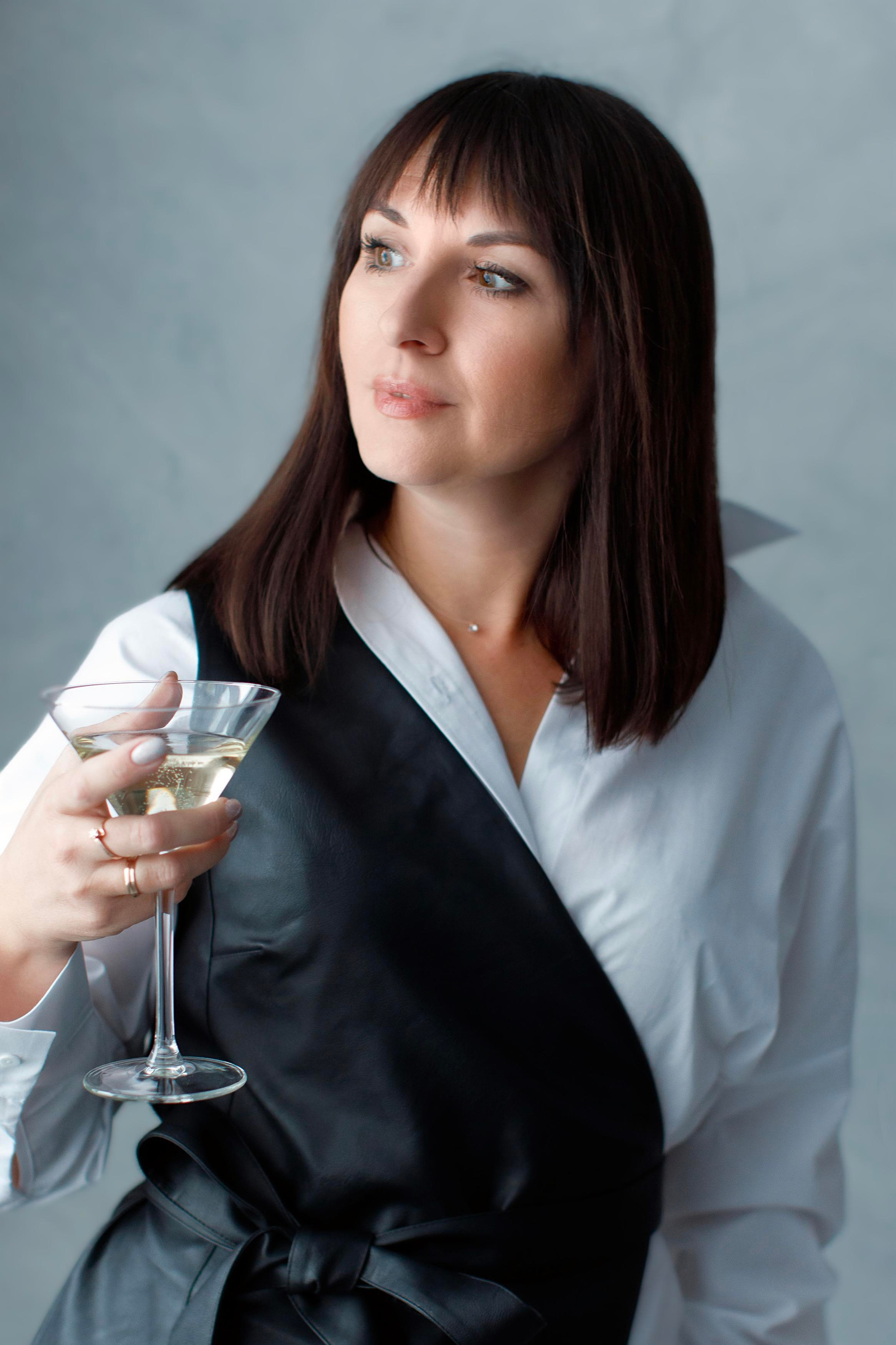 Nifertiti. Свадебный, семейный и школьный фотограф в Сызрани Максим Баталов