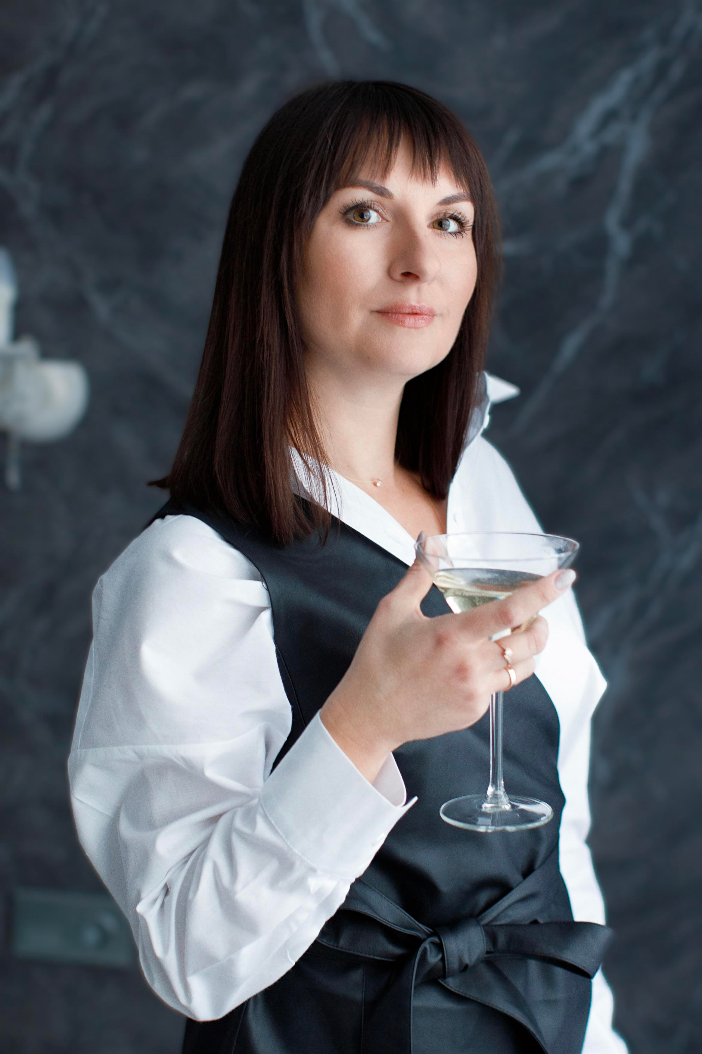 Nifertiti. Свадебный, семейный и школьный фотограф в Сызрани Максим Баталов