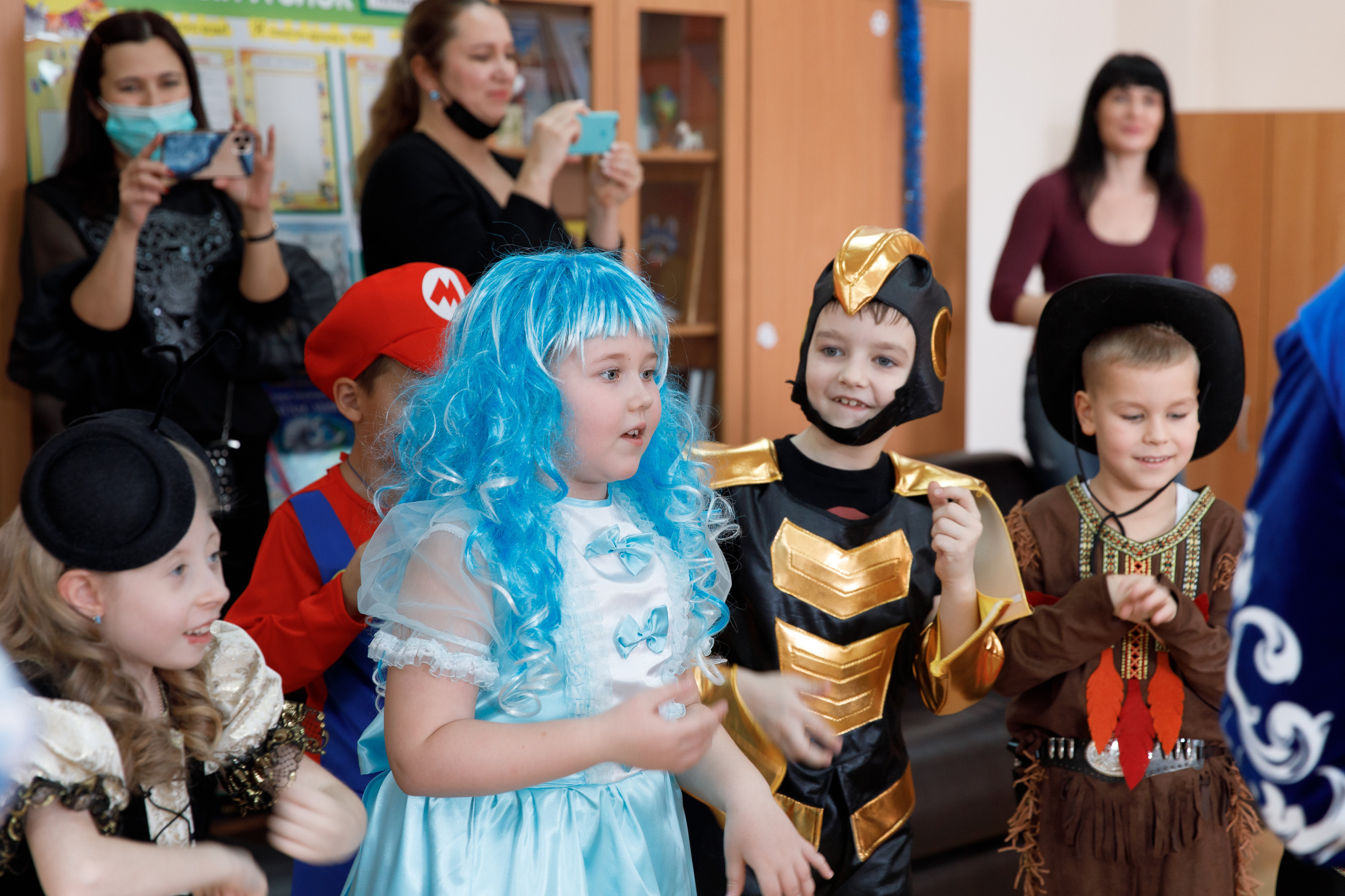 Школа «Кристалл» | Новогодняя программа. Свадебный, семейный и школьный фотограф в Сызрани Максим Баталов