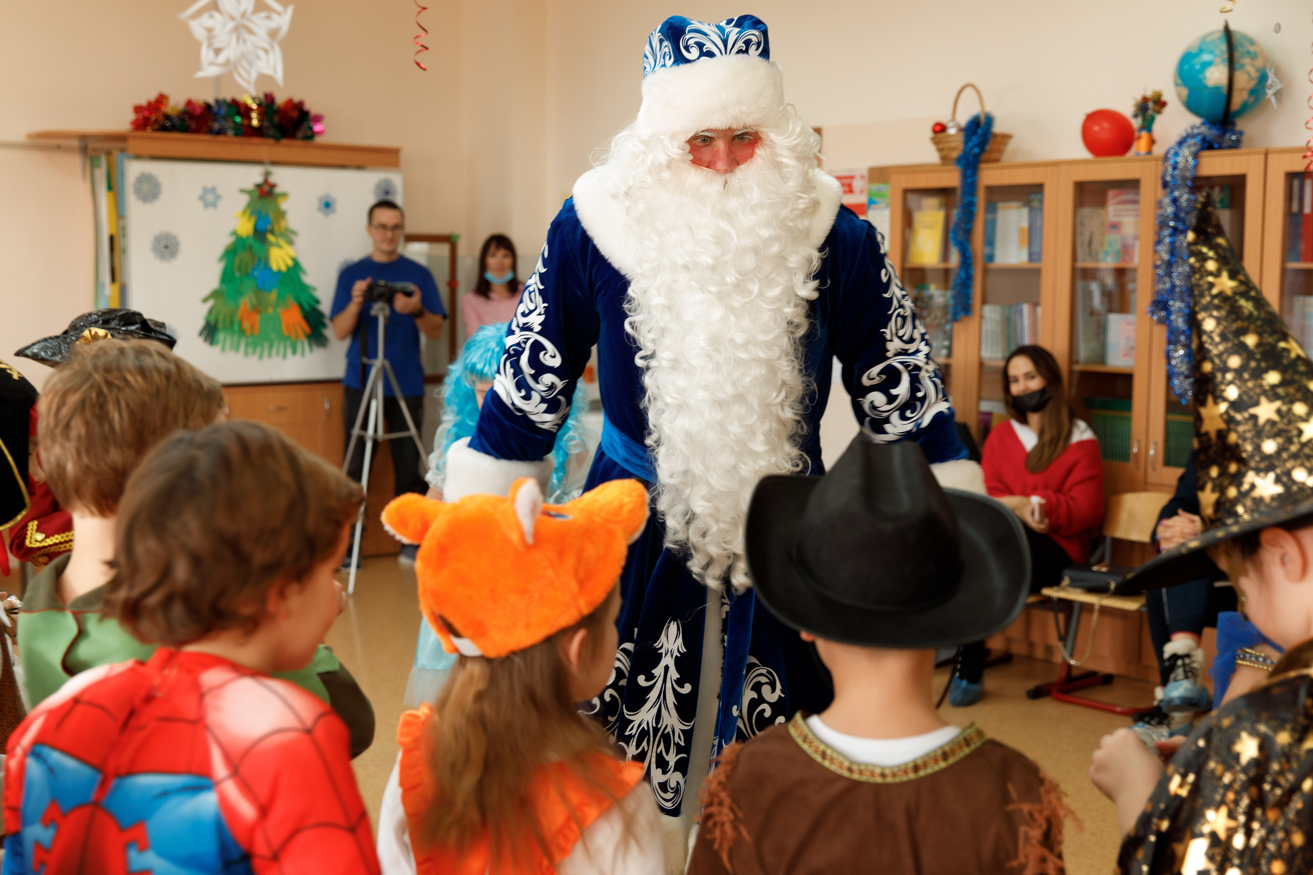 Школа «Кристалл» | Новогодняя программа. Свадебный, семейный и школьный фотограф в Сызрани Максим Баталов
