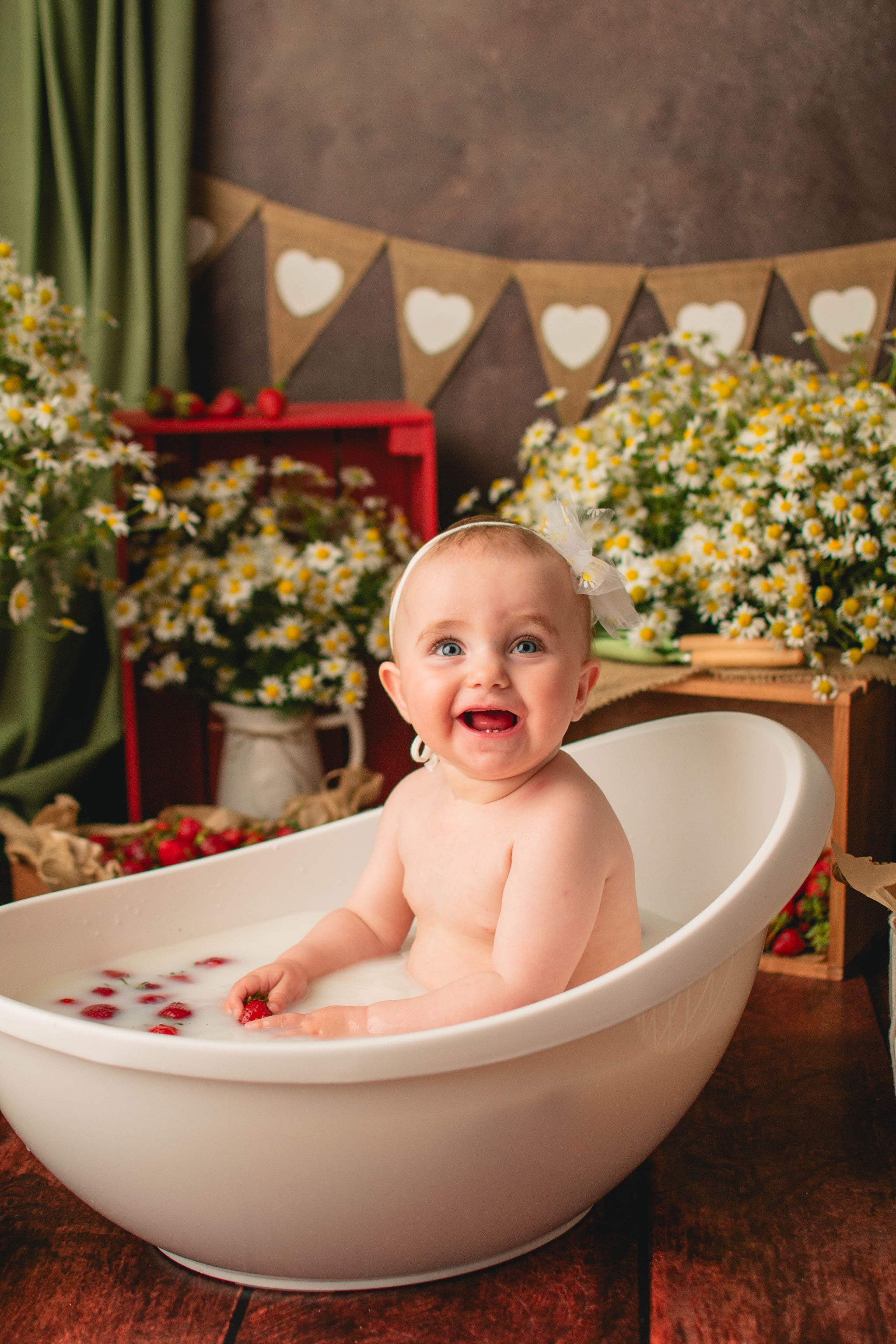 Клубничный. Фотограф новорождённых в Санкт-Петербурге Наталья Булгакова