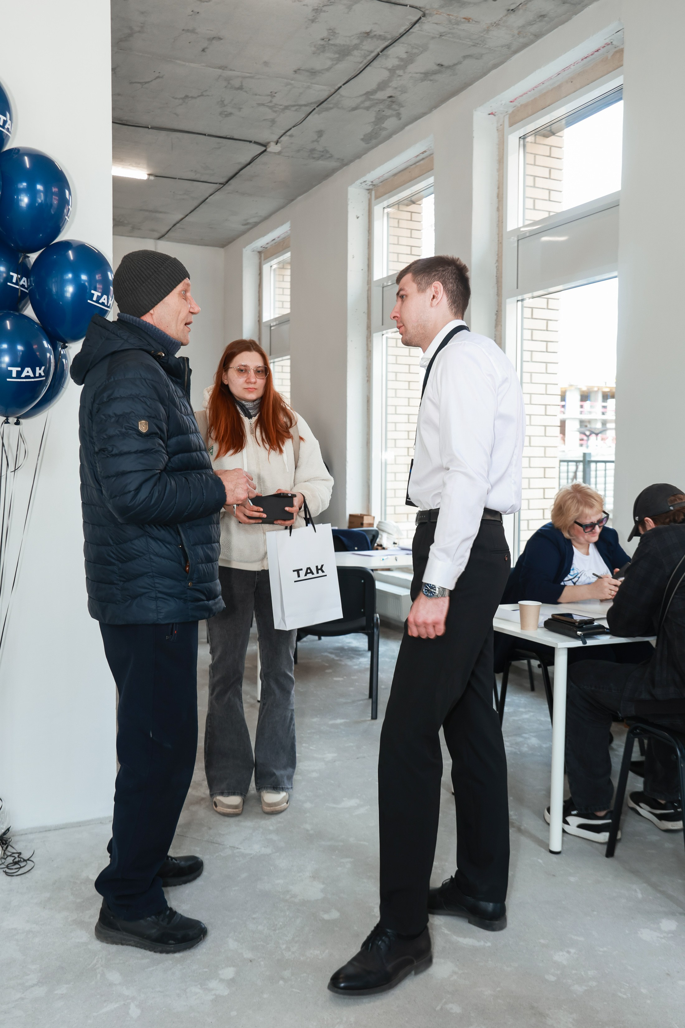 Выдача ключей Кварталы Телецентра 19I56. Фотограф Юлия Мальцева