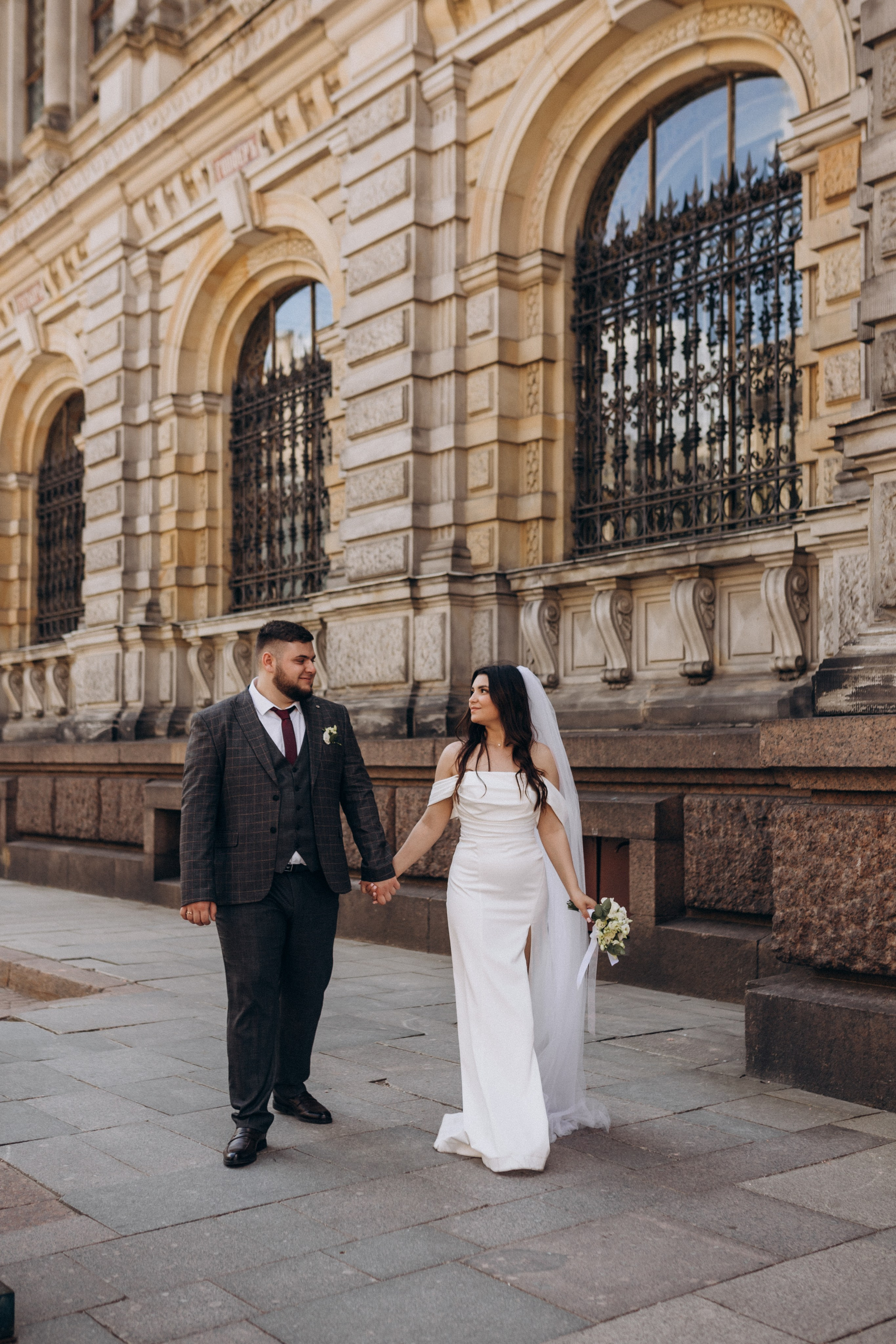 Артем и Регина | Дворец бракосочетания 1. Свадебный и love story фотограф в Санкт-Петербурге