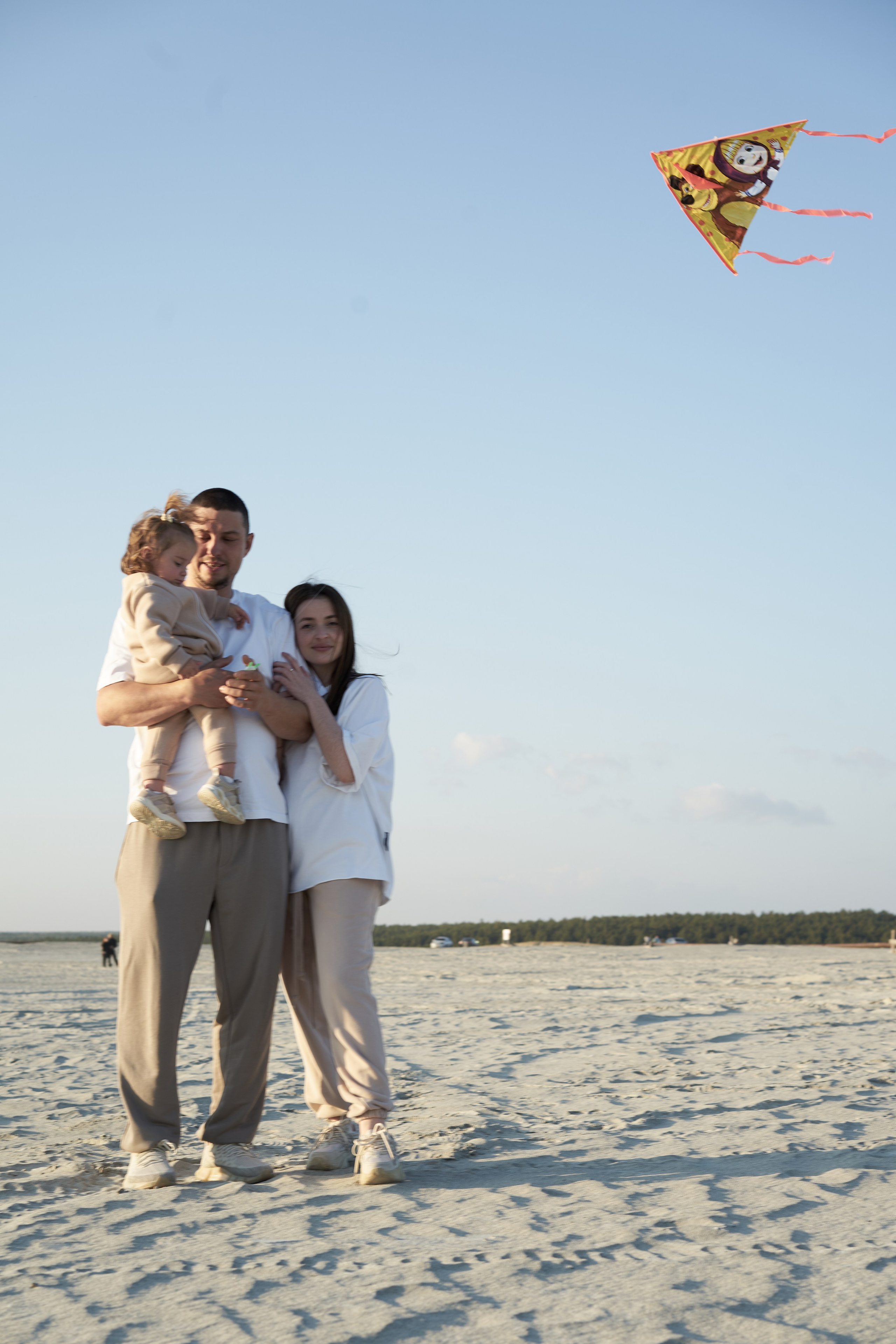 Семейная фотосессия на закате в песках. Фотограф Екатеринбург Кокшарова Александра