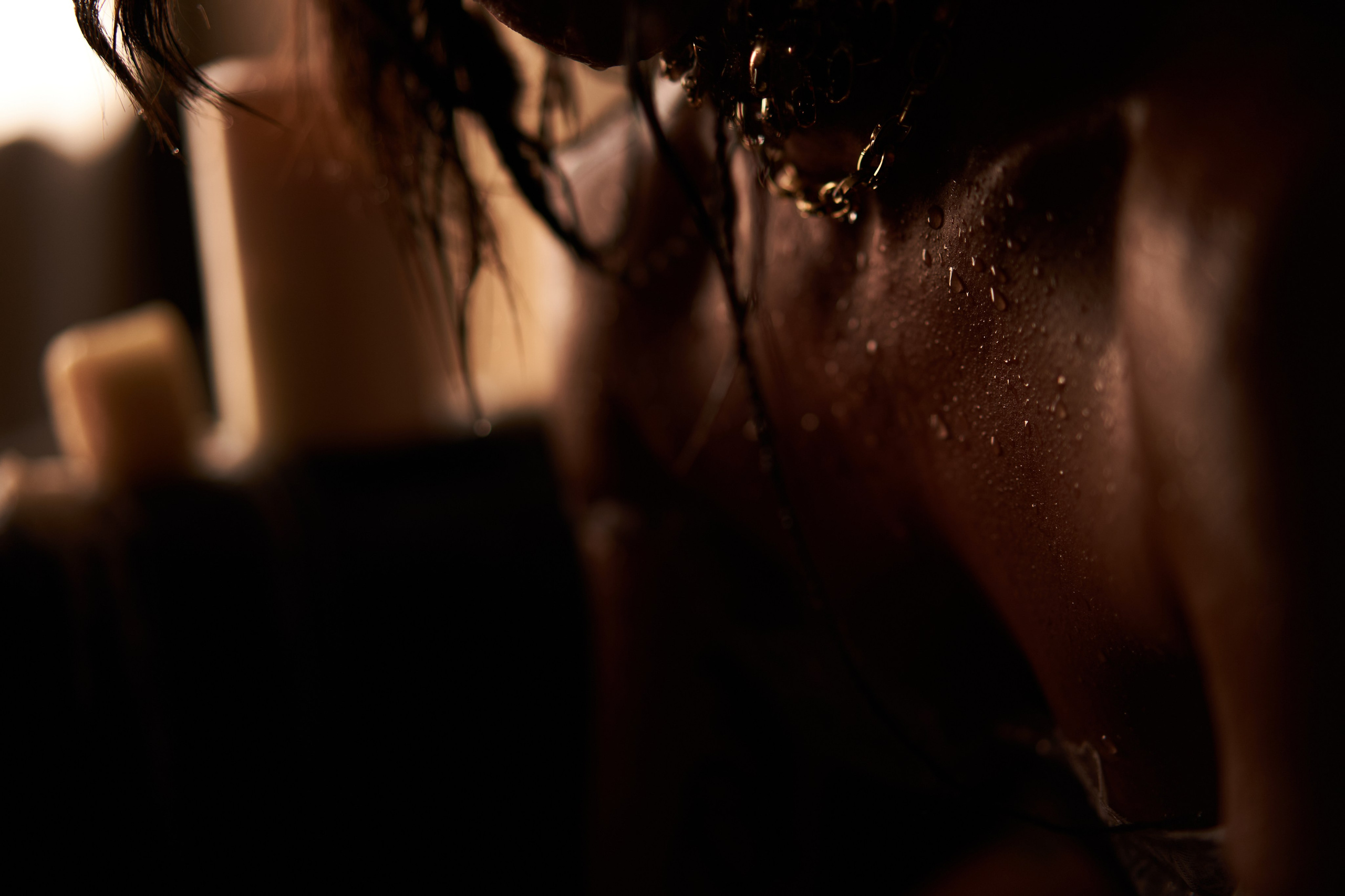 Будуарная фотосессия в студии с водой. Фотограф Екатеринбург Кокшарова Александра