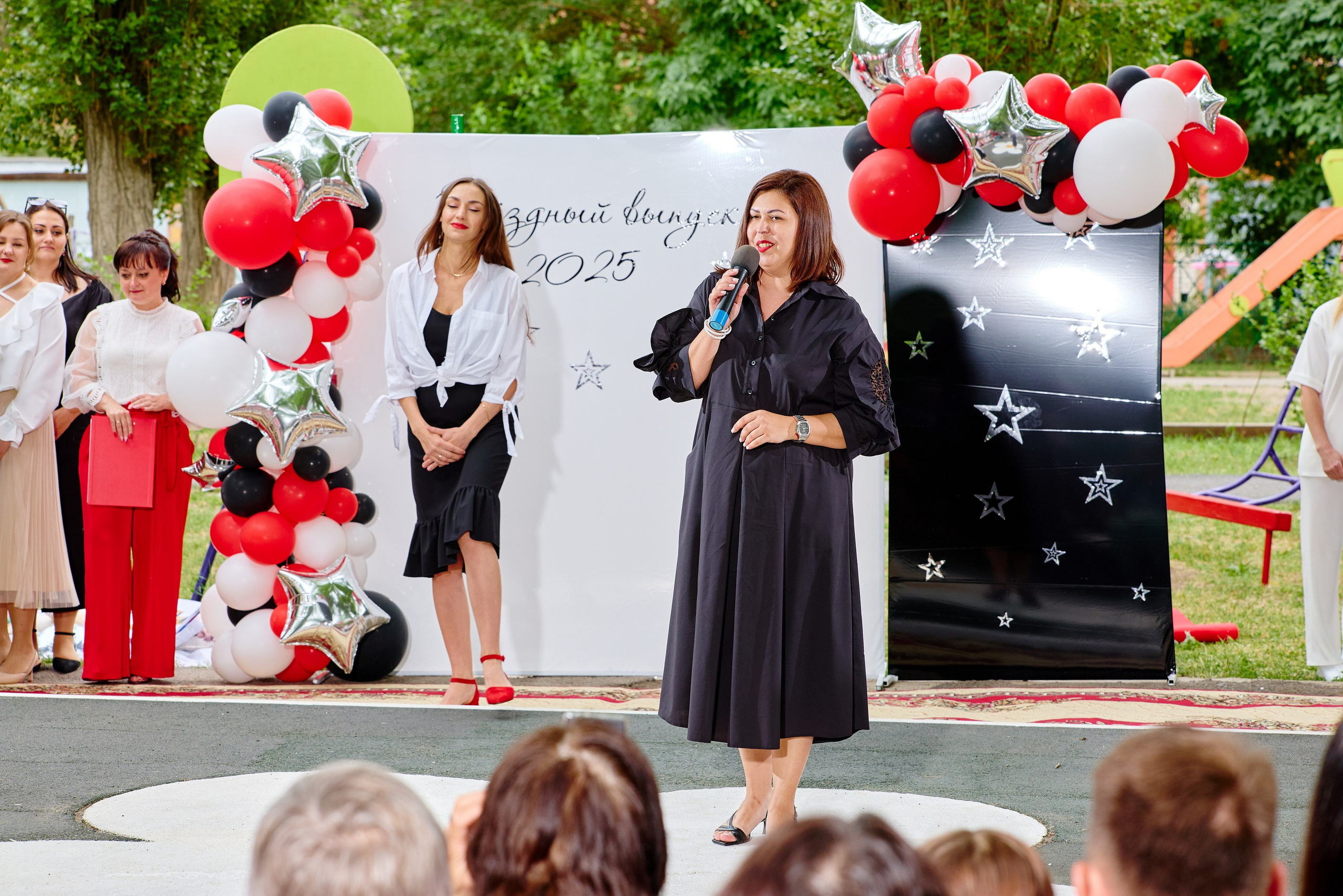 Выпускной 45 сад. Фотограф Выпускные альбомы Таганрог Сергей Коробченко