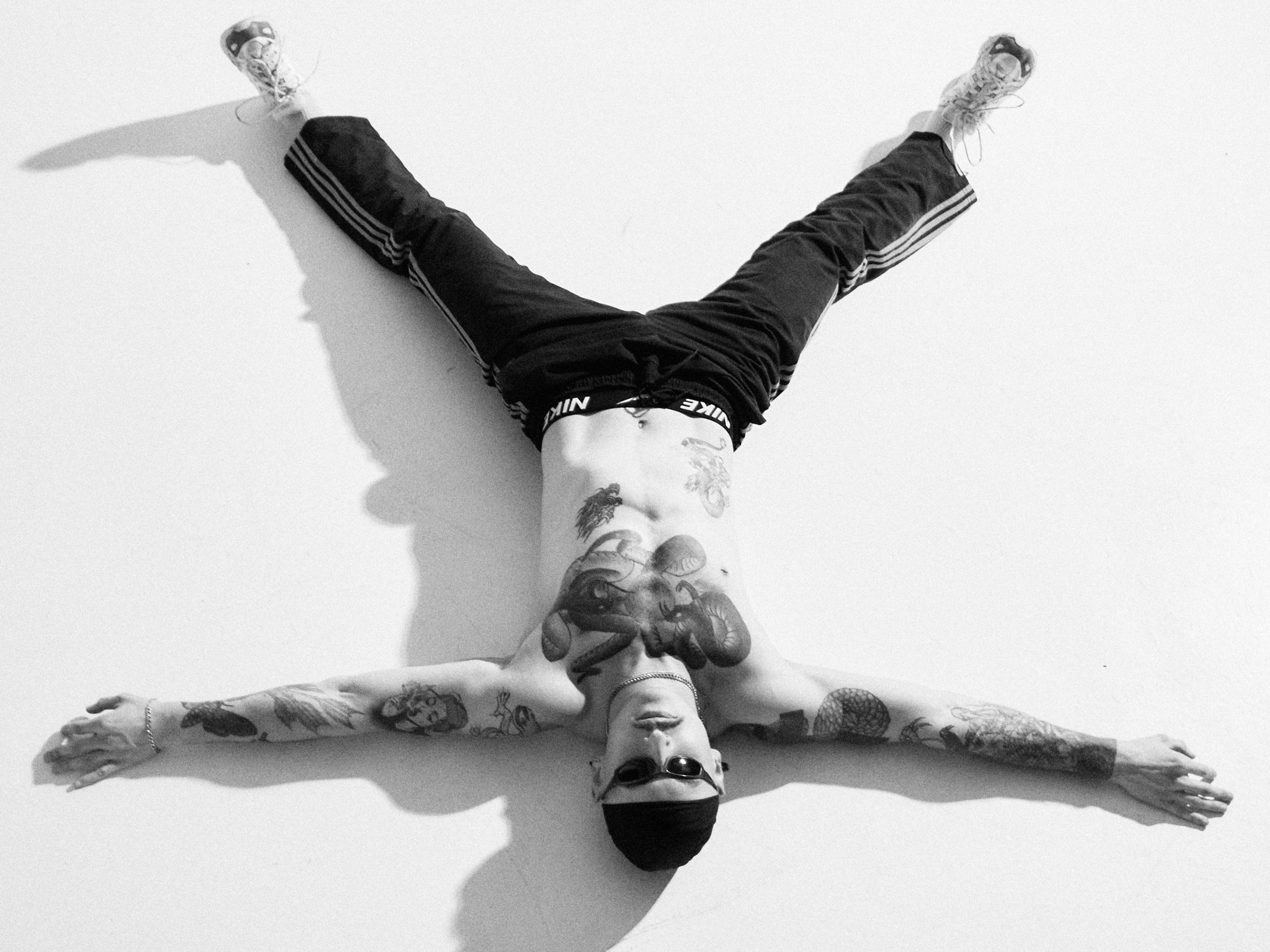 Контент фотограф в Москве Ник Фрост