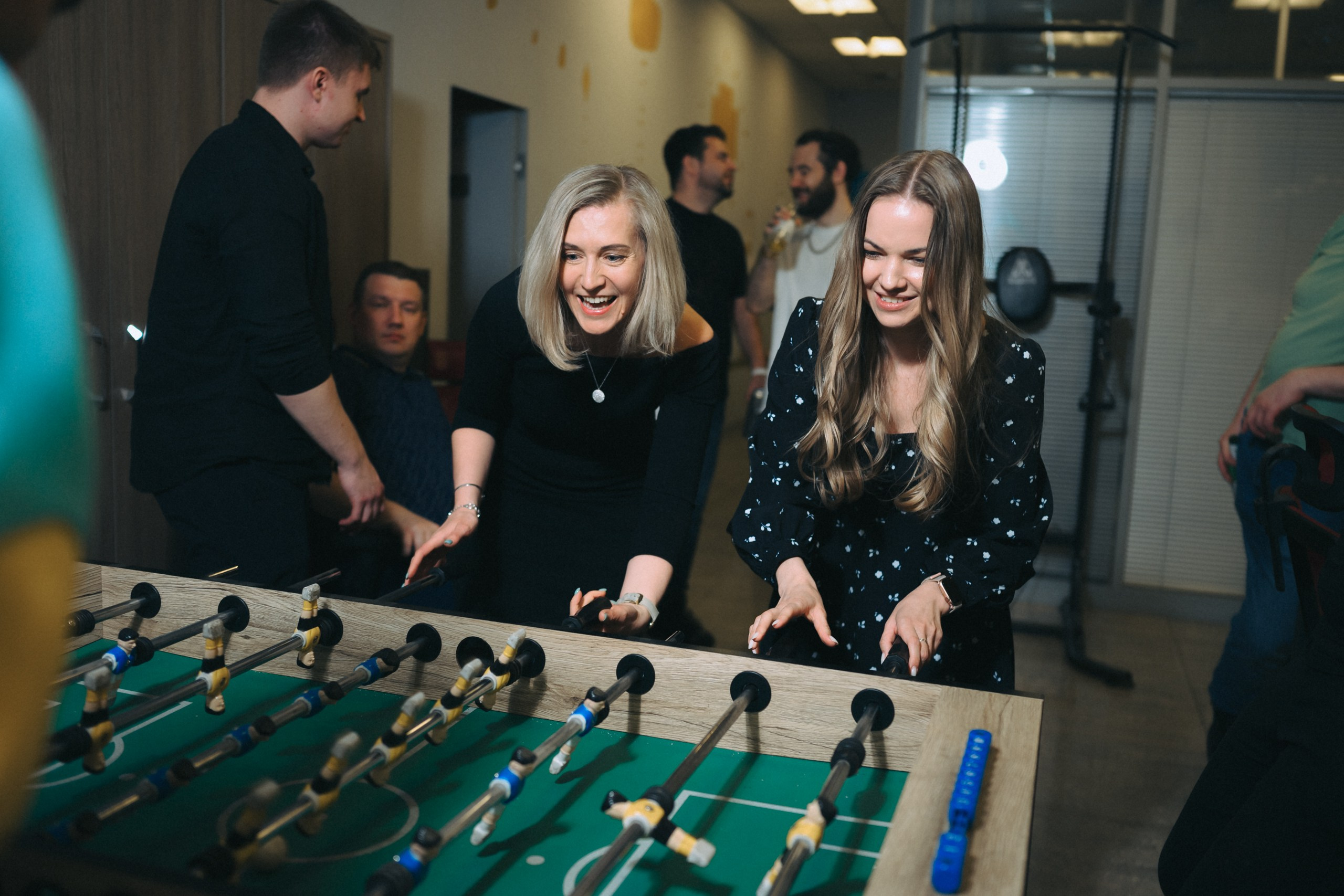 Корпоративы (сборник). Komonev