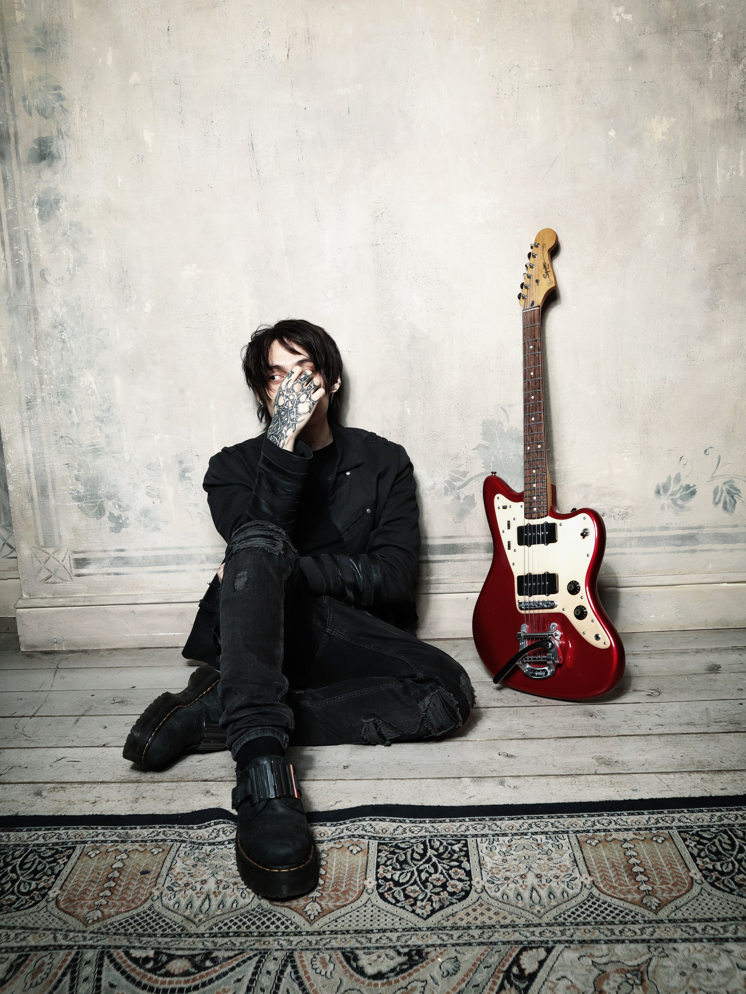 17 SEVENTEEN. Kayala