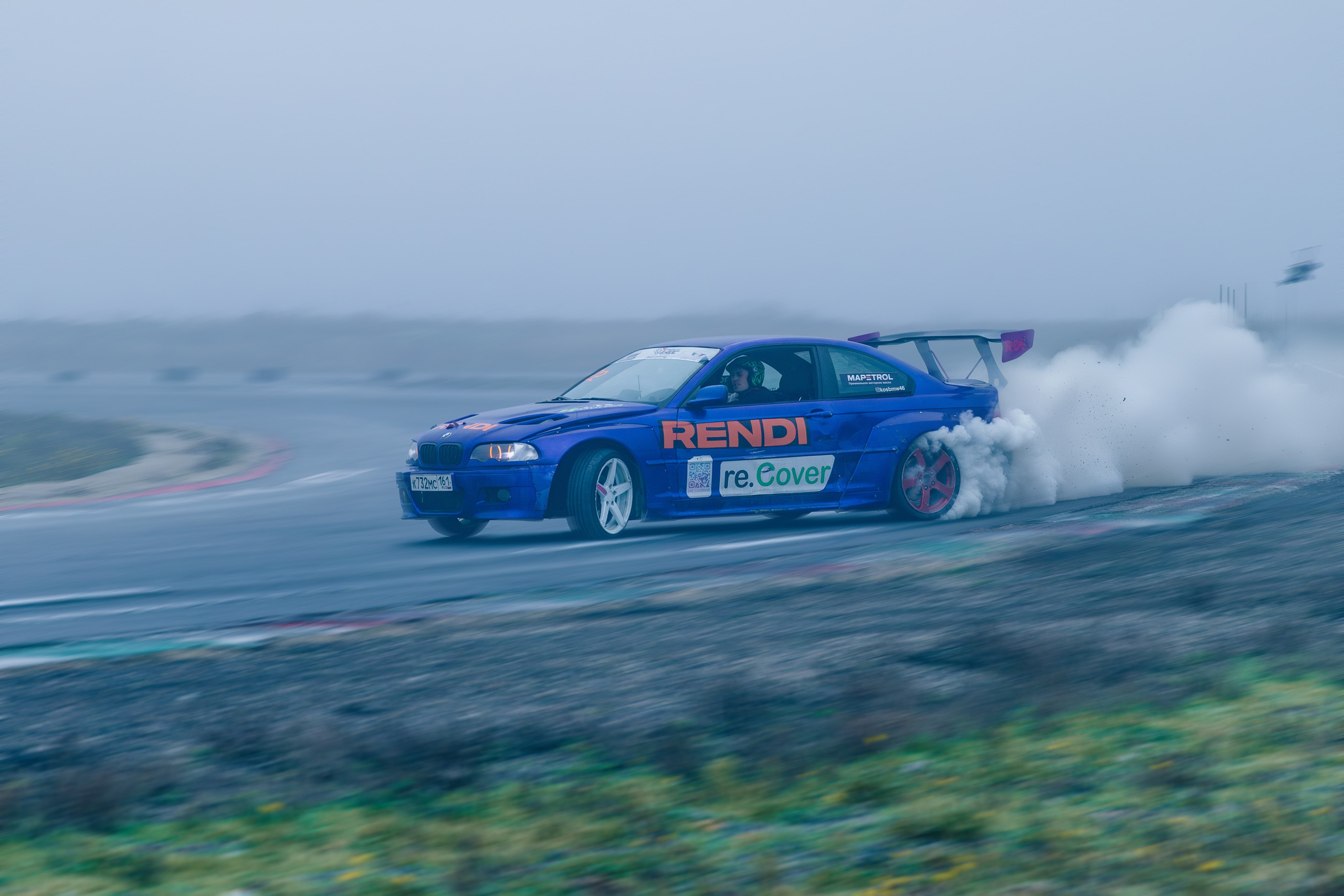 Фотосъёмка профессионального зимнего дрифта в Ростове-на-Дону. Портретный фотограф в Ростове-на-Дону Антон Казарин