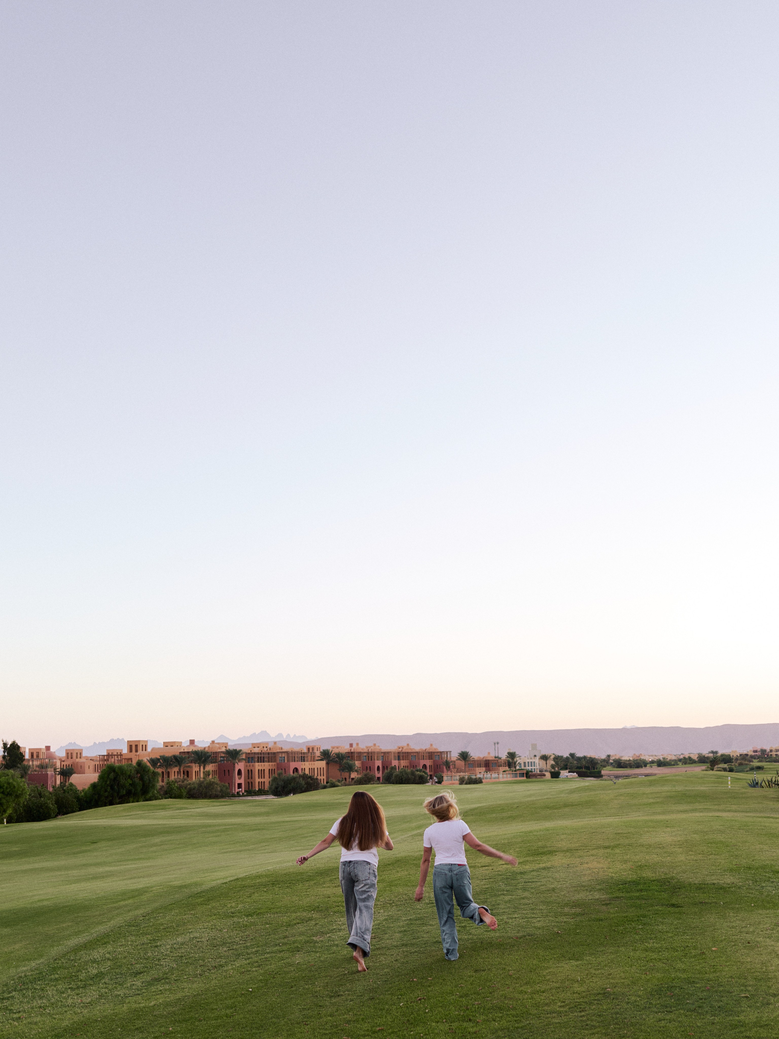 Для парной съёмки. Jorgis Talè — photographer, kind person, teacher of arts and other mag