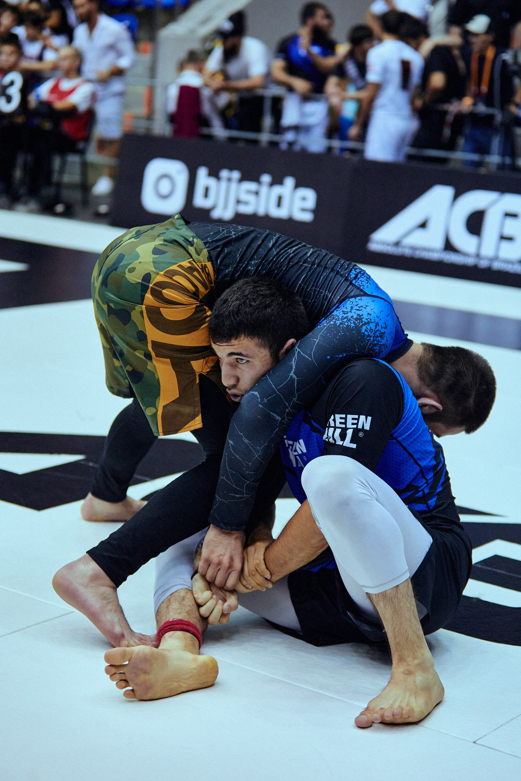 ACB JJ. ПОЧЕМУ? СТУДИЯ