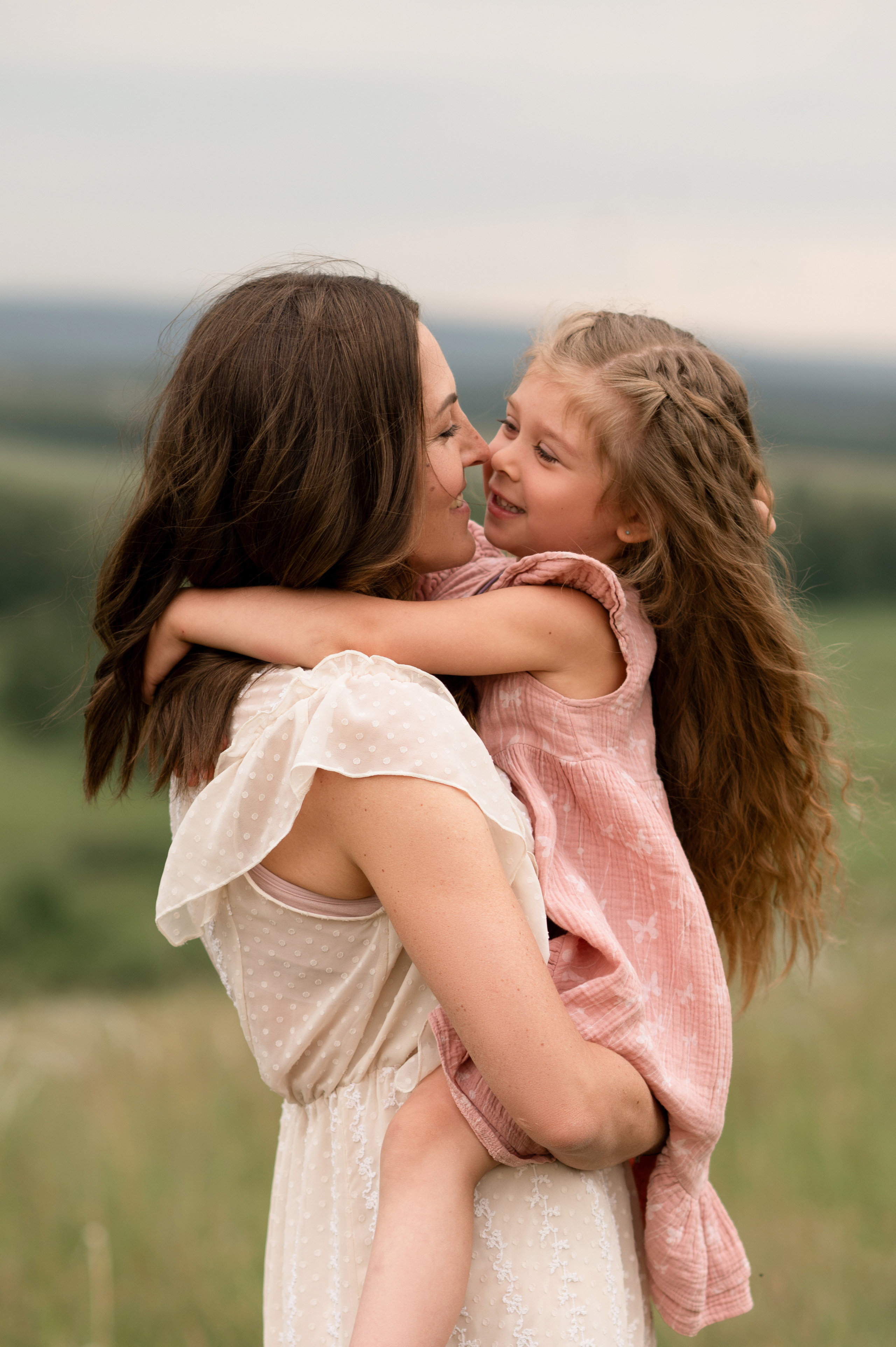 На холмах. Семейный фотограф в Красноярске Надежда Кошелева