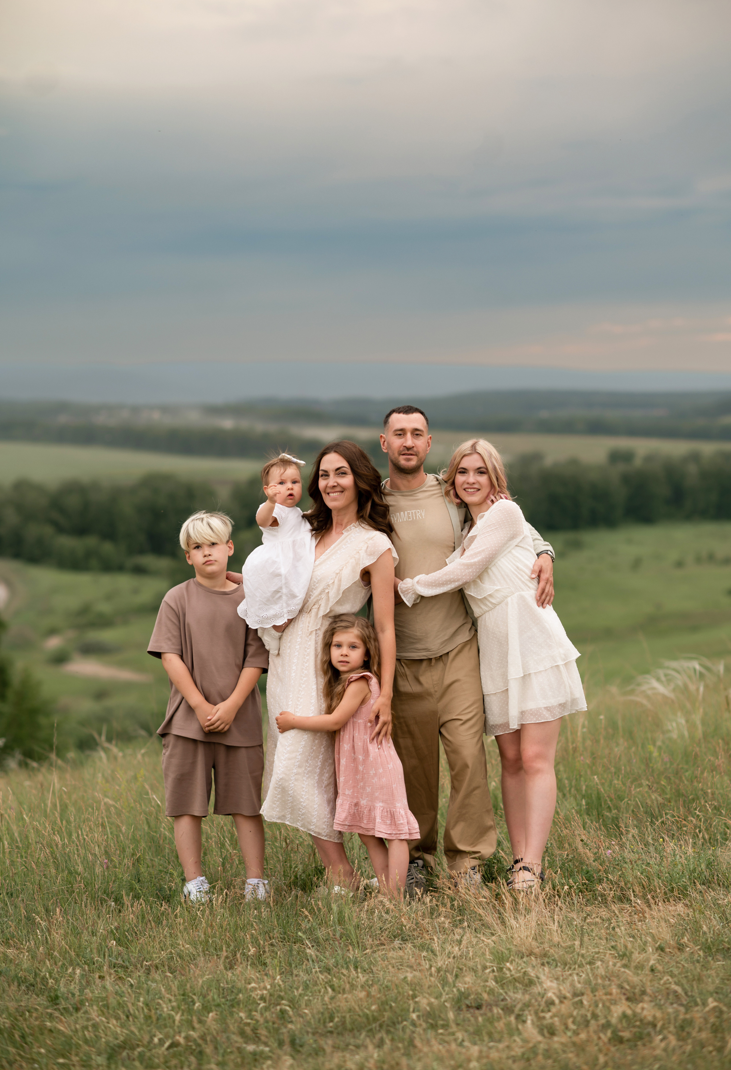 На холмах. Семейный фотограф в Красноярске Надежда Кошелева
