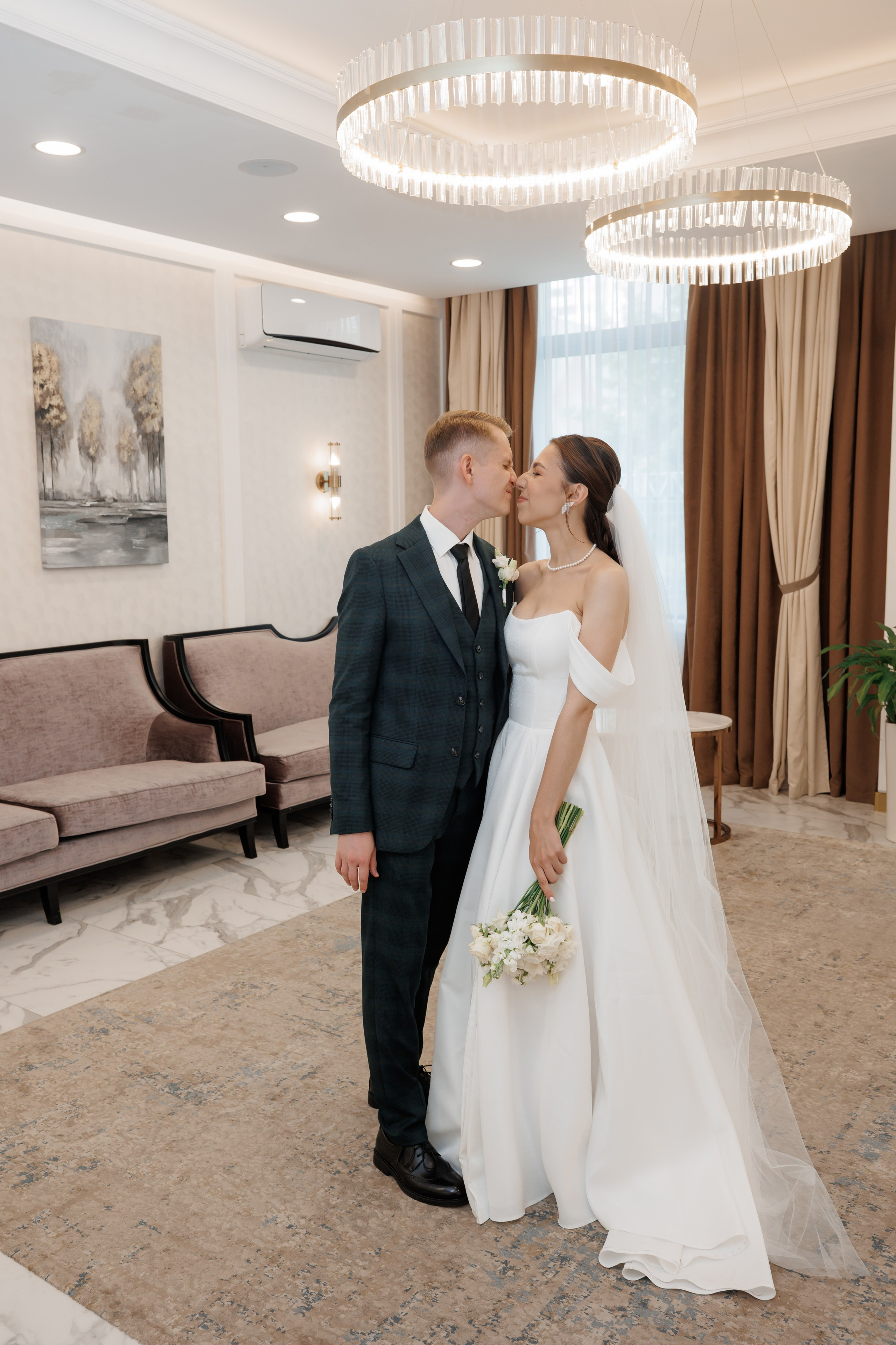 Регистрация в отеле Fish Point, ЗАГС Бутово, прогулка в Остафьево. Свадебный и репортажный фотограф (Москва, Королев и другие)